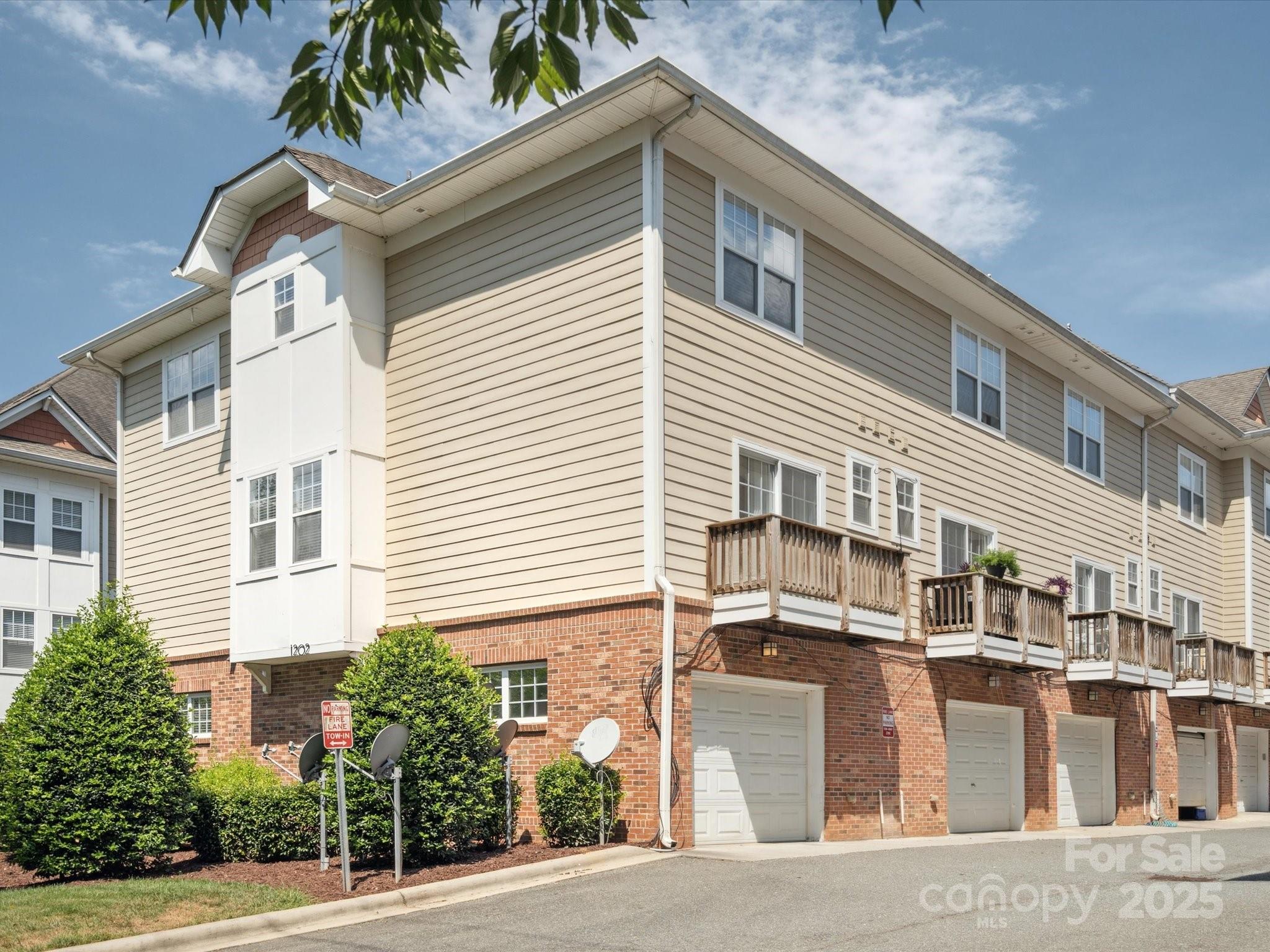 1236 Taliesin Court
