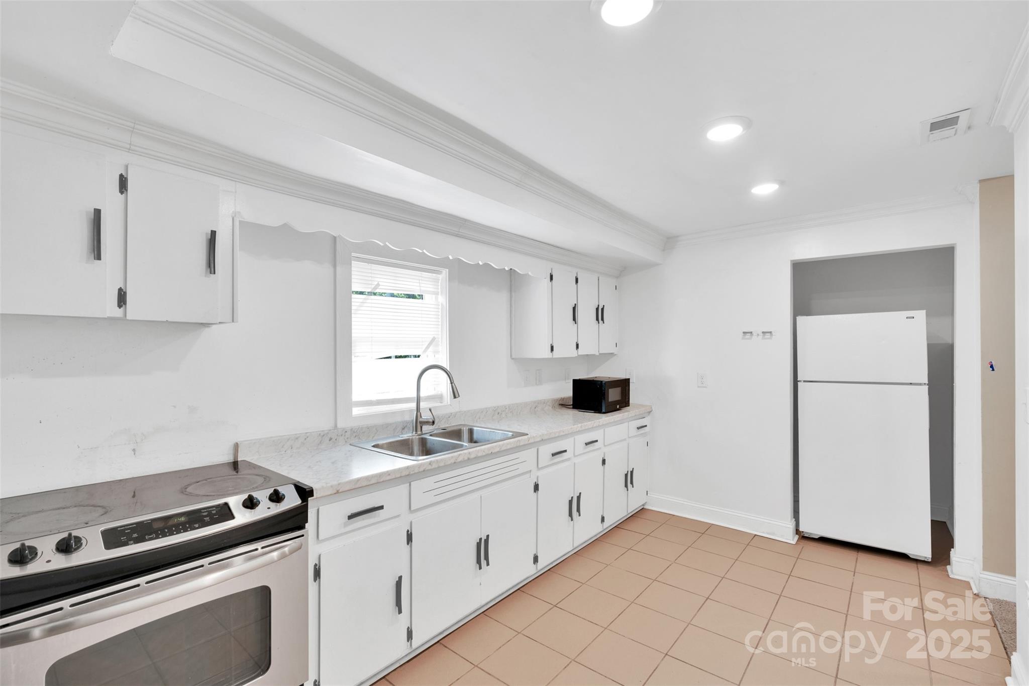 103 W 13th Street