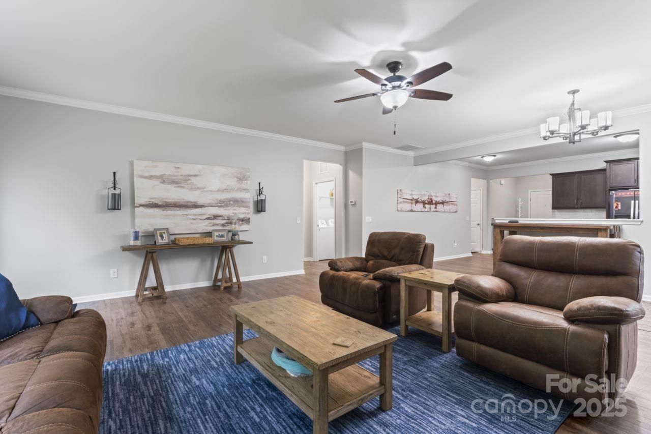 6511 Buck Horn Place