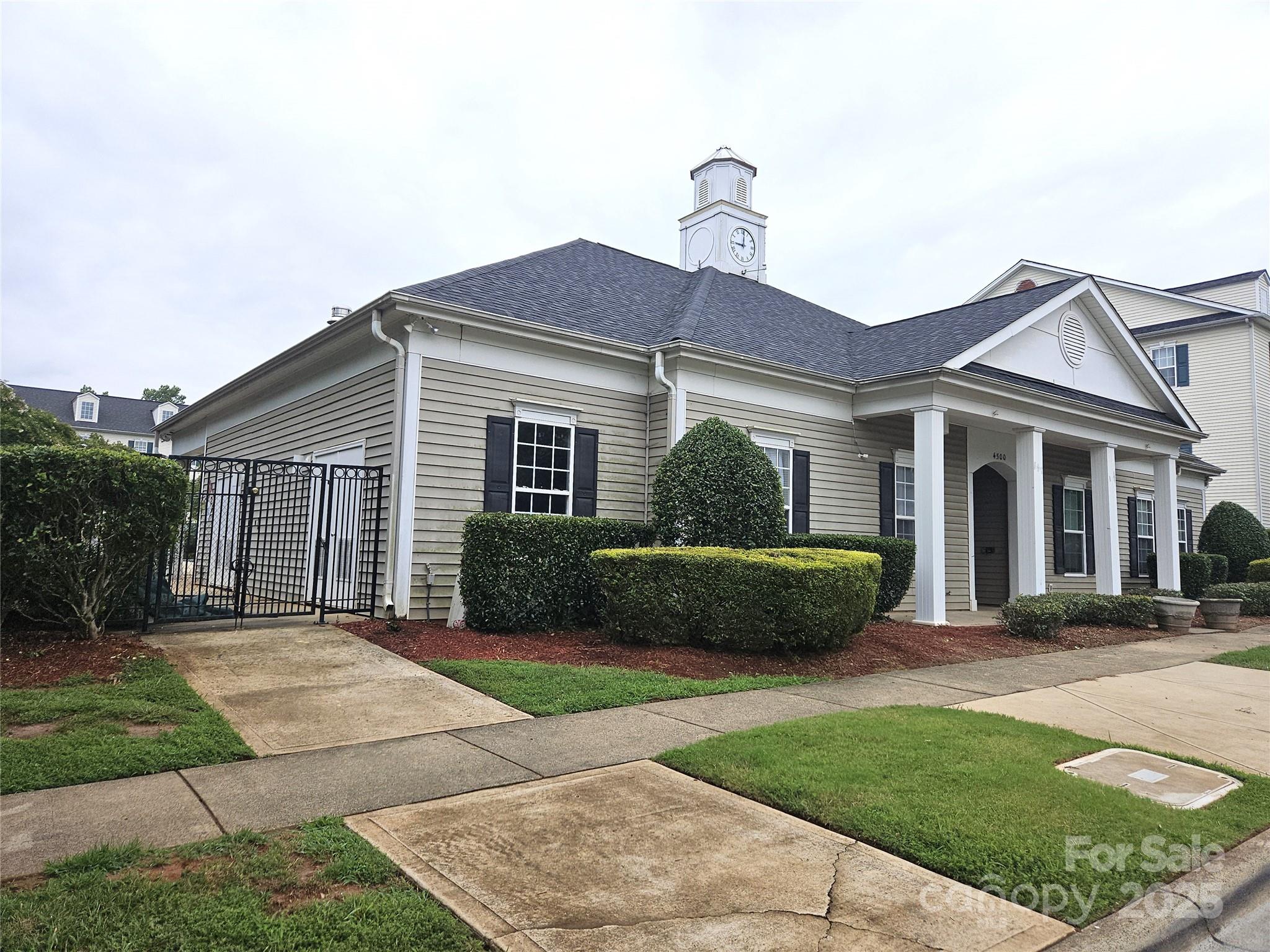 1162 Plaza Walk Drive