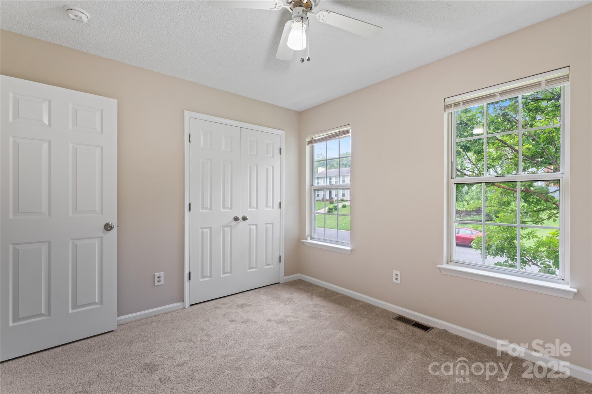 2813 Silkstream Lane