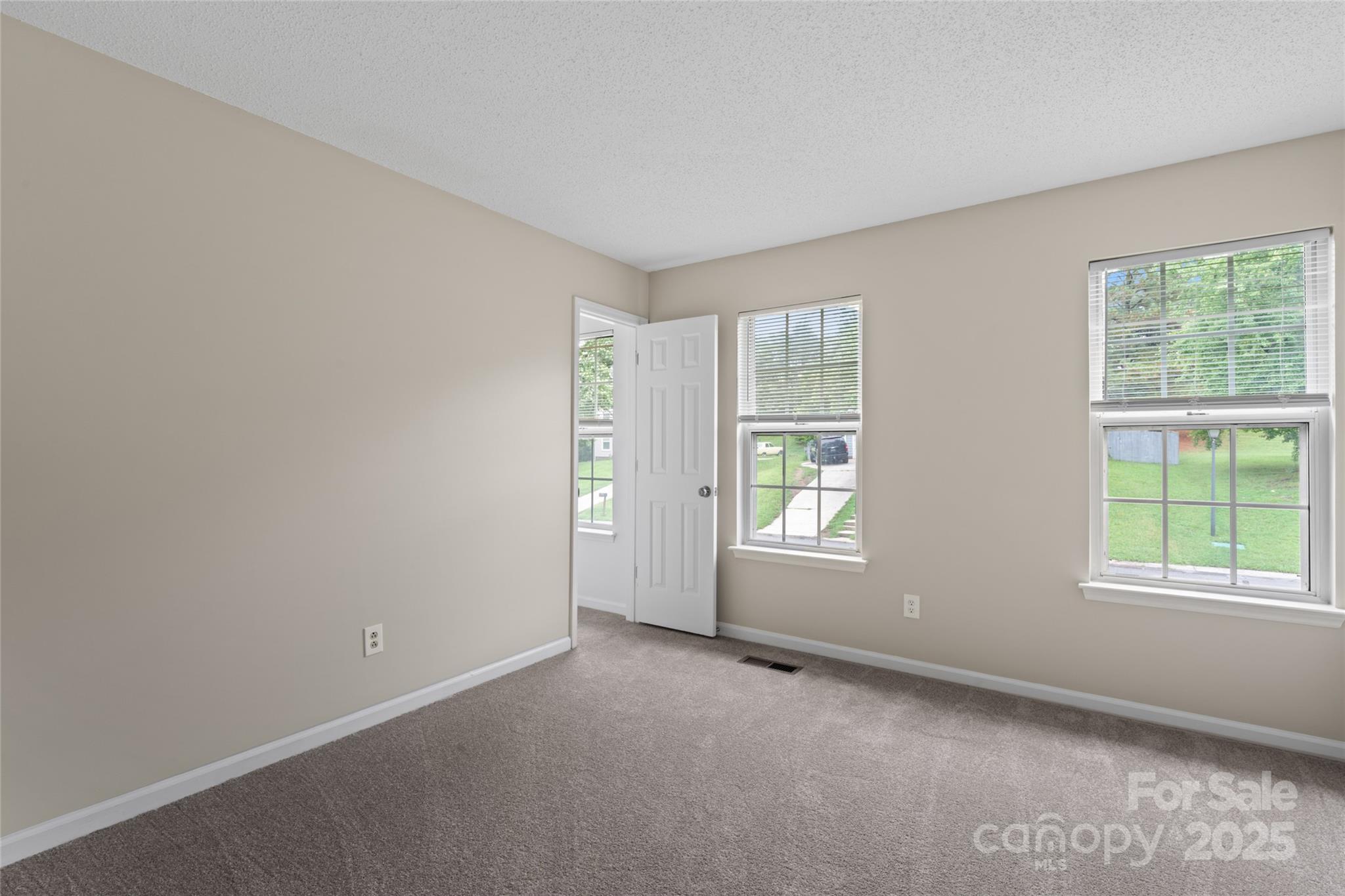 2813 Silkstream Lane