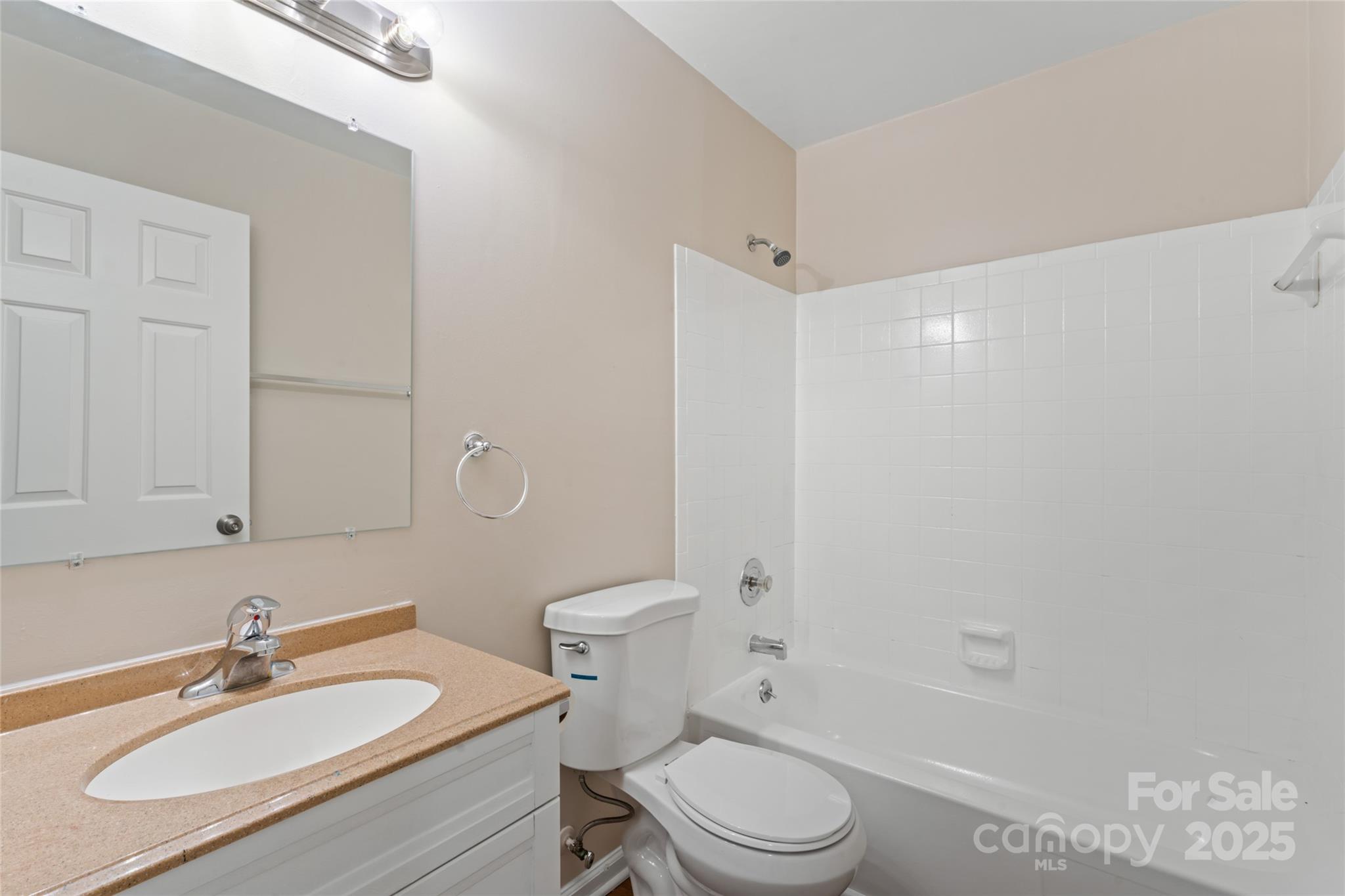 2813 Silkstream Lane