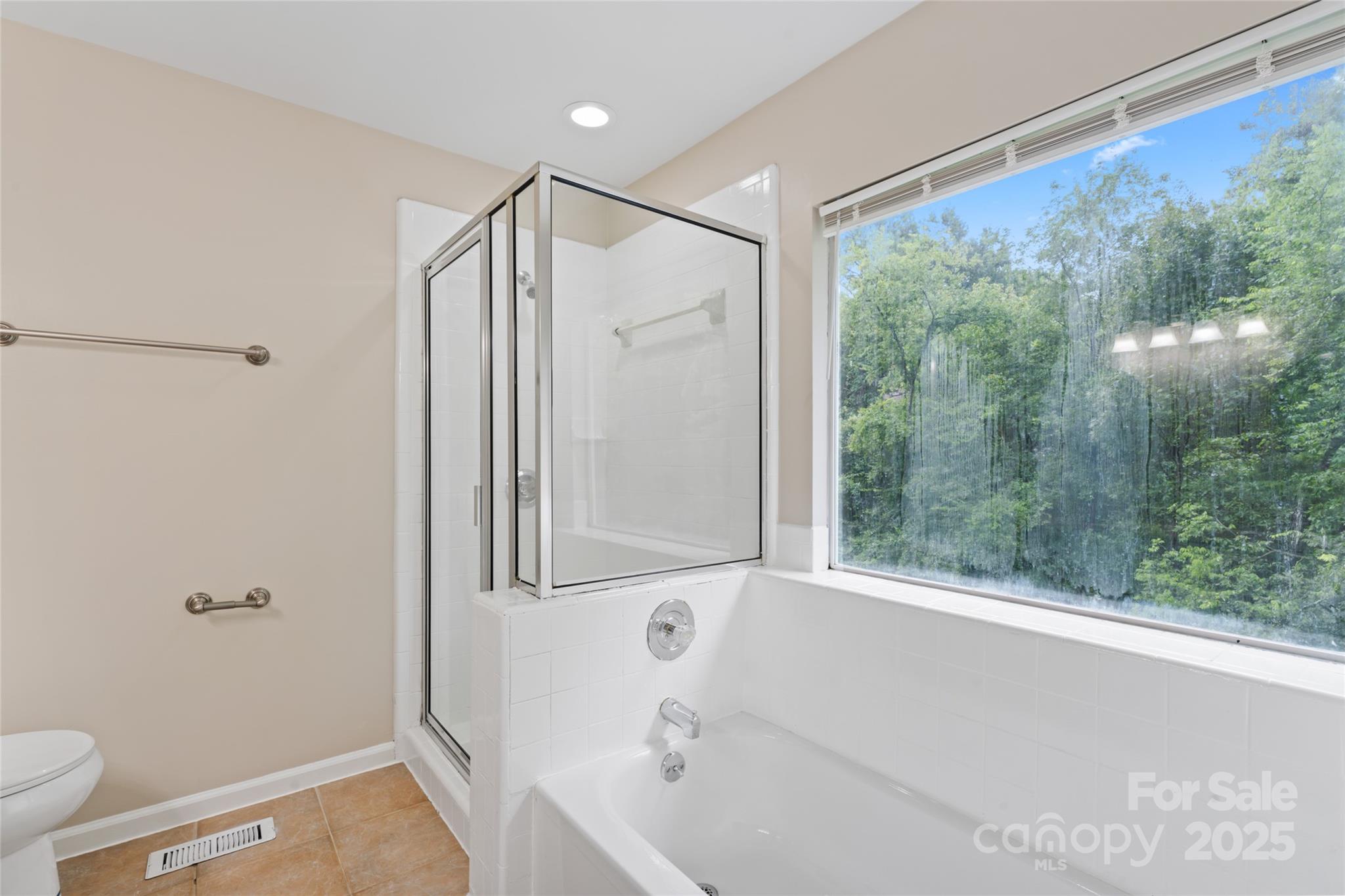 2813 Silkstream Lane