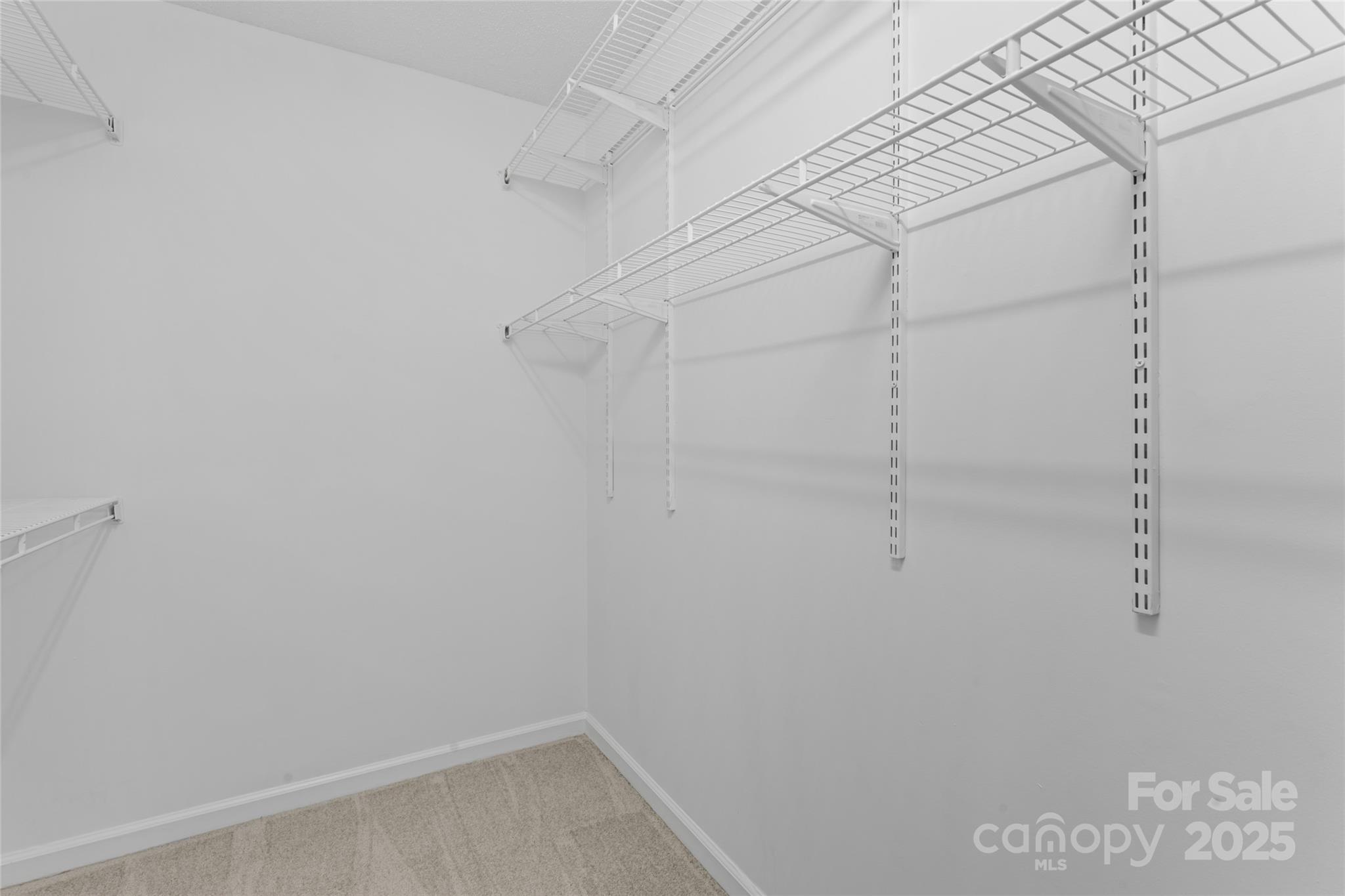 2813 Silkstream Lane