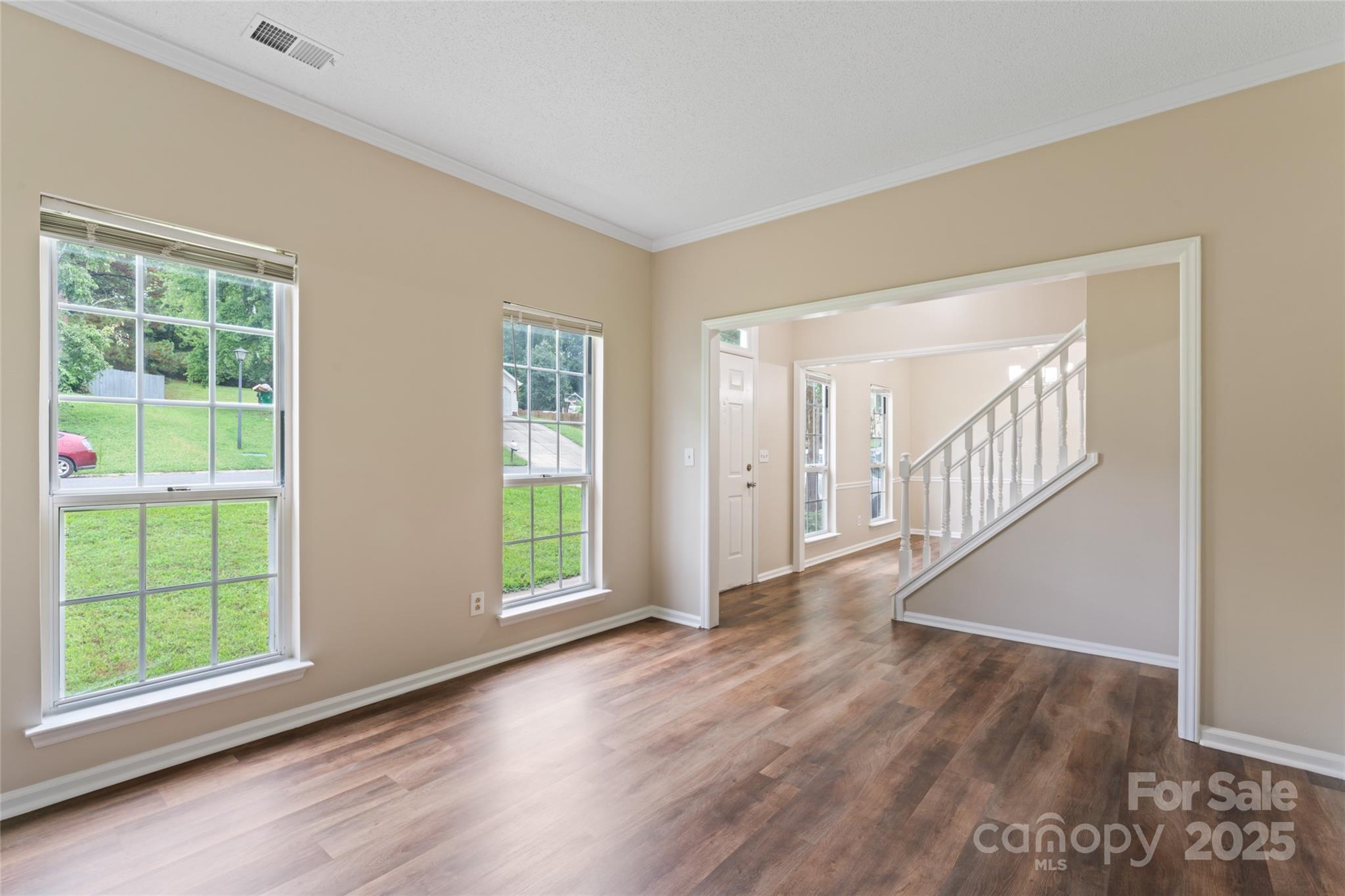 2813 Silkstream Lane