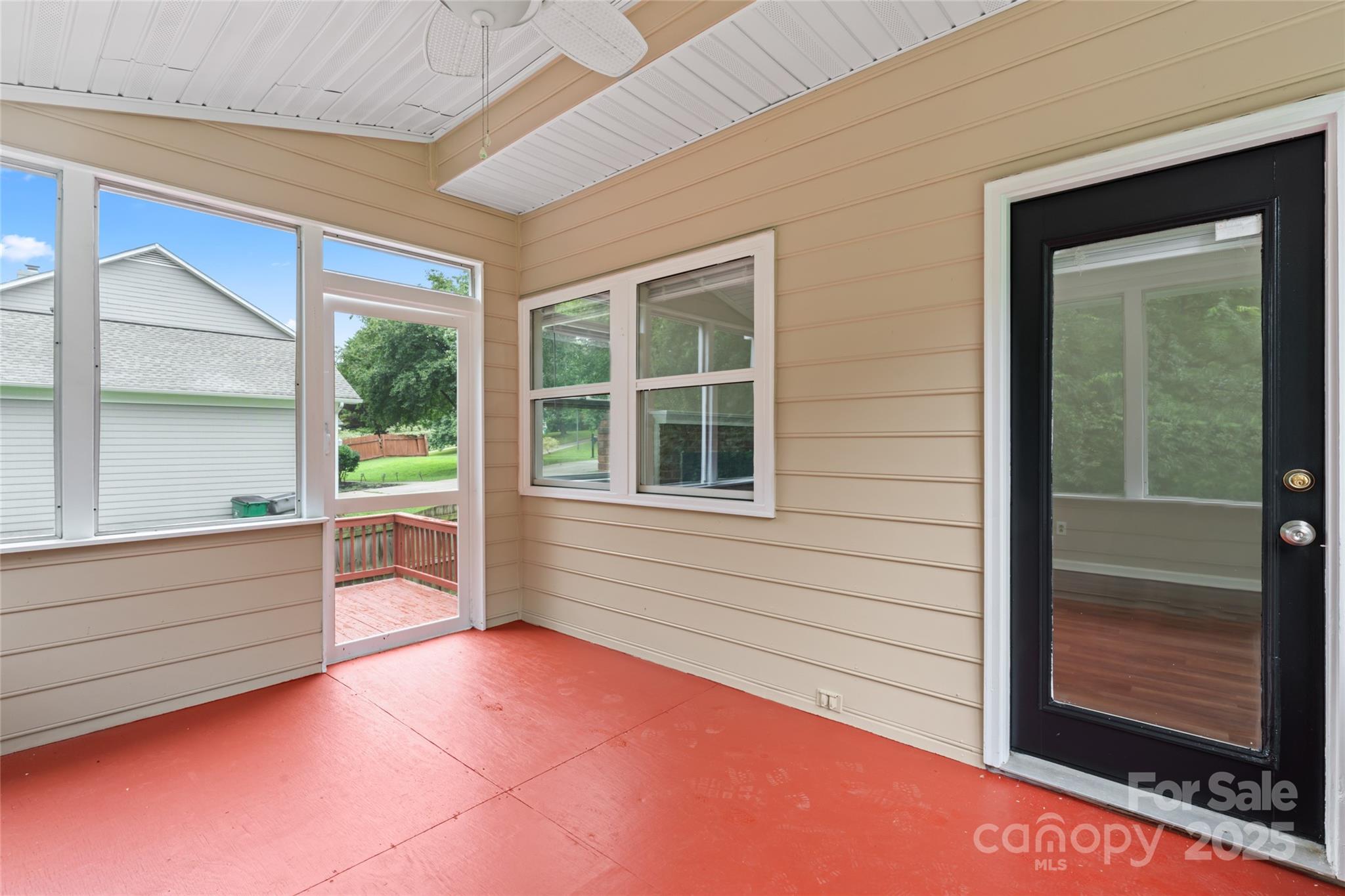 2813 Silkstream Lane