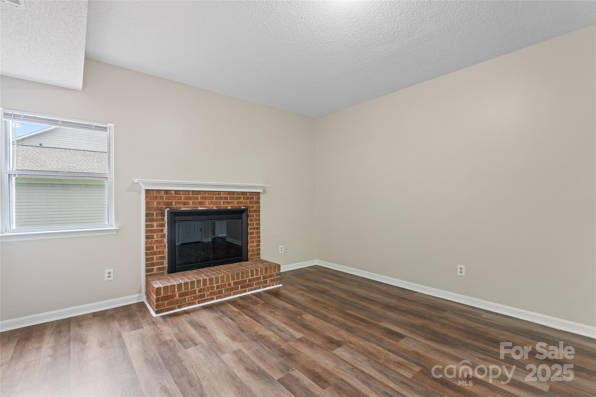 2813 Silkstream Lane