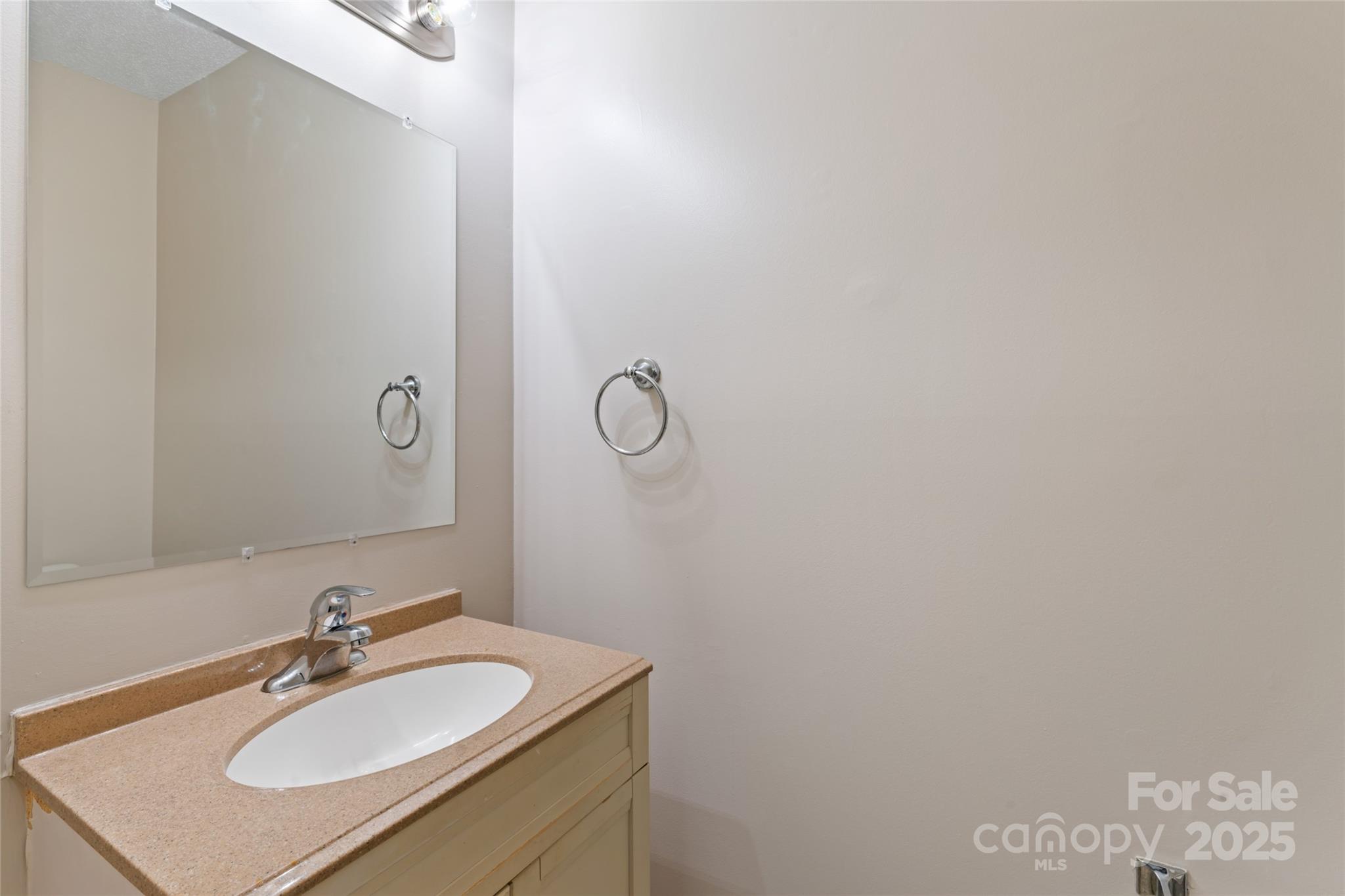 2813 Silkstream Lane