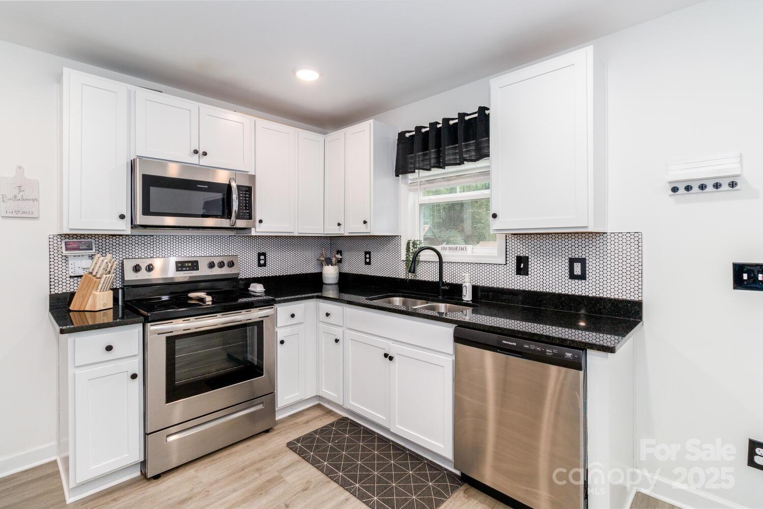 79 Cumberland Court SW