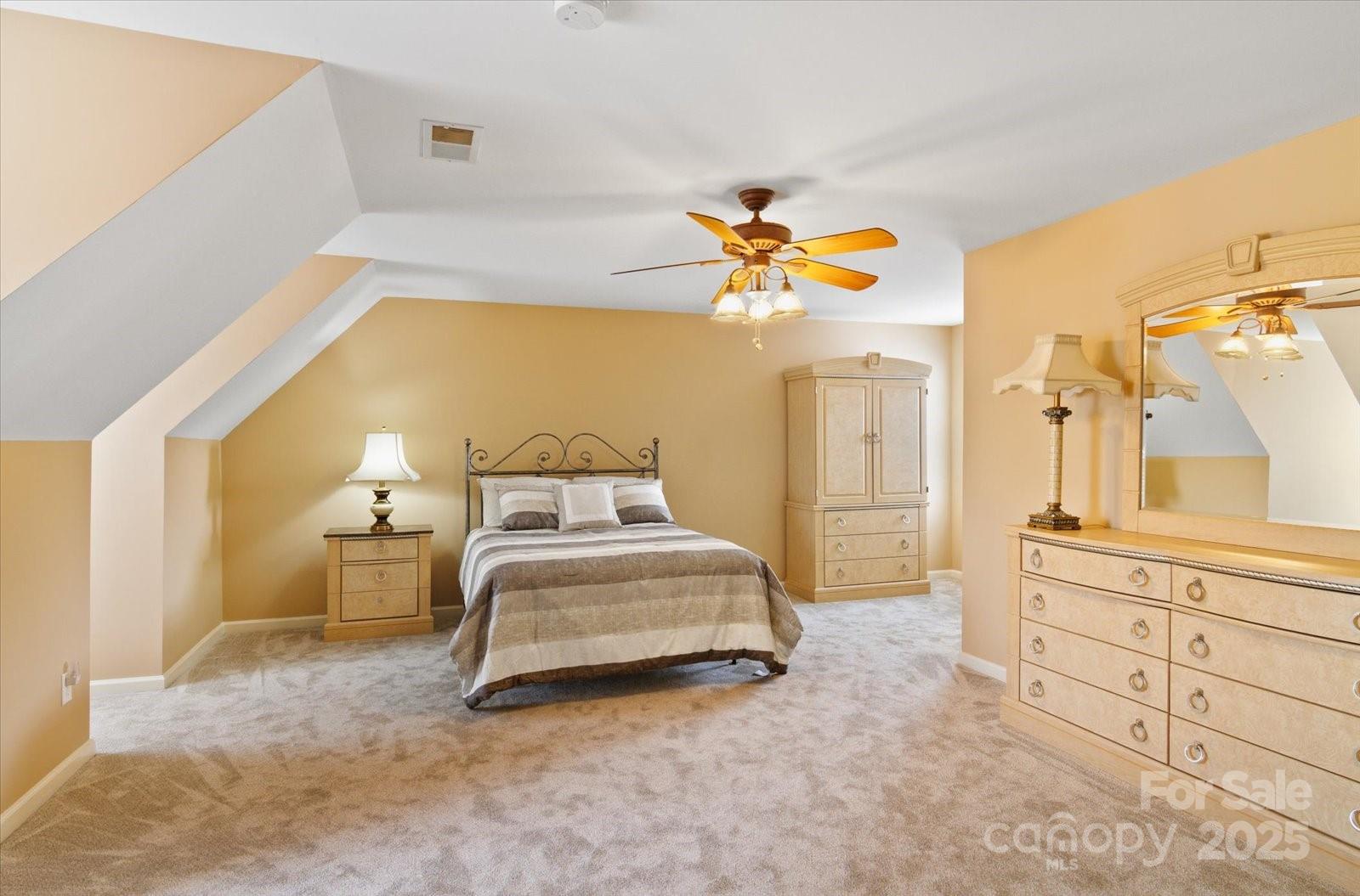 14648 Greenpoint Lane