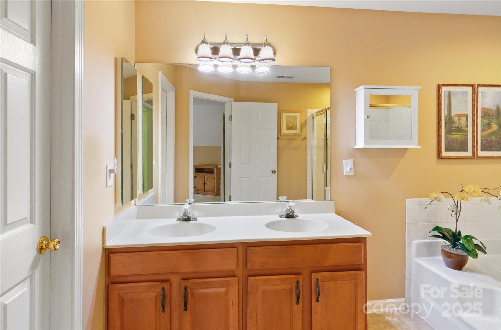 14648 Greenpoint Lane