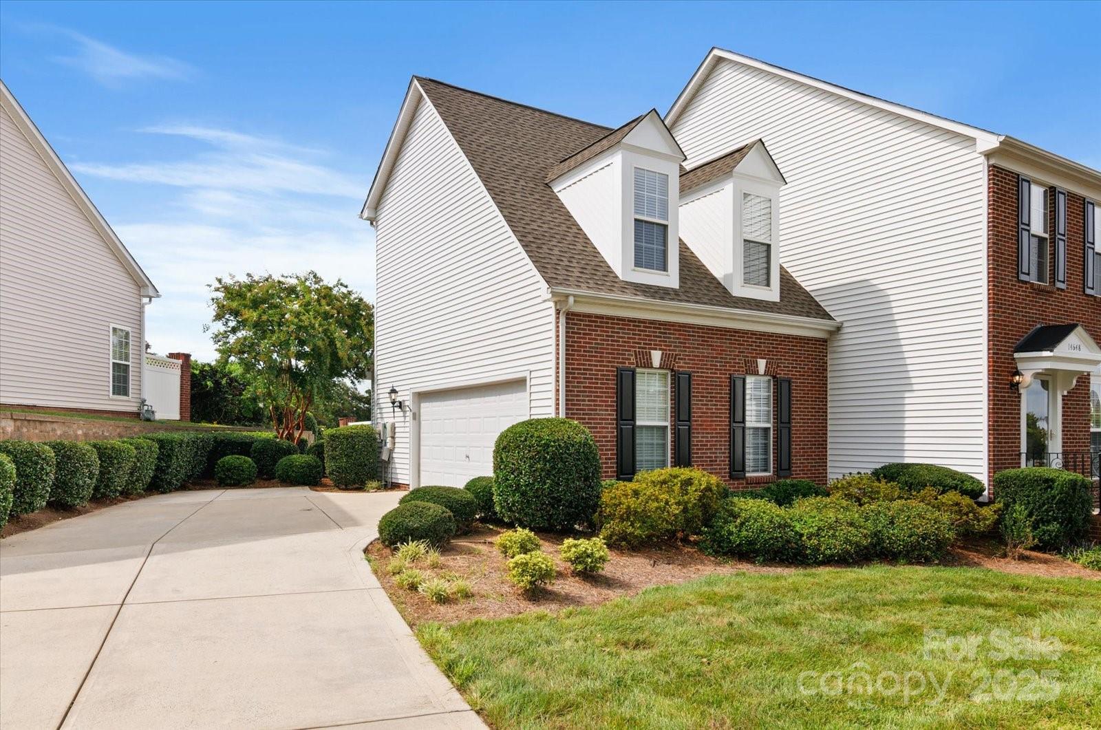 14648 Greenpoint Lane