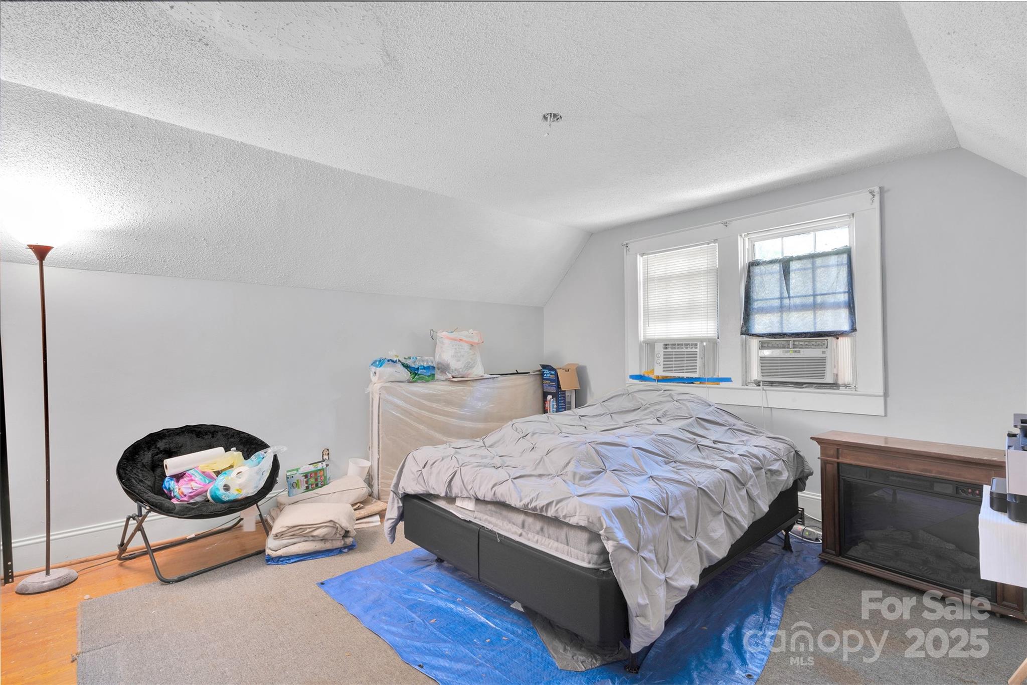 409 Gold Street