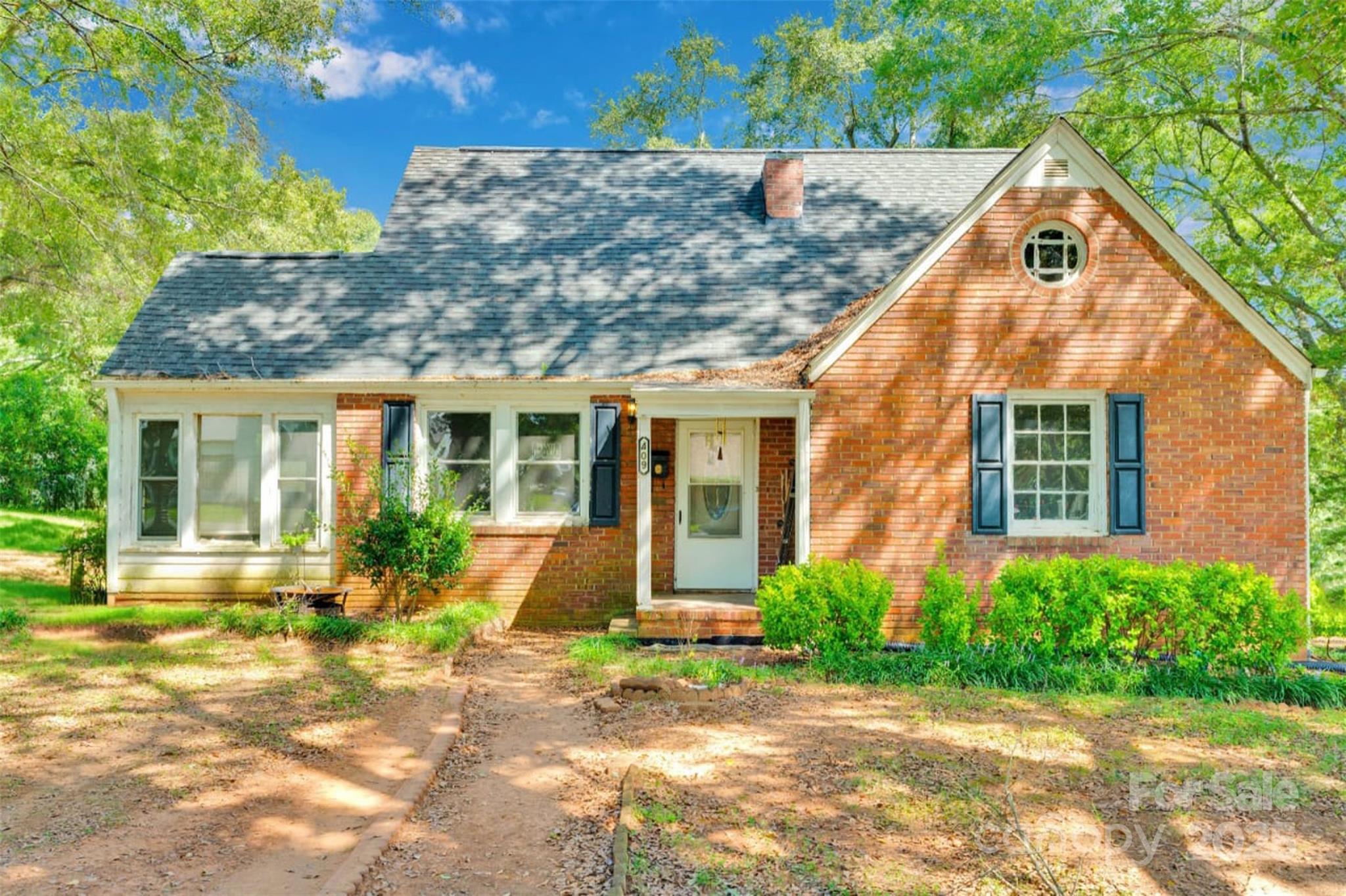 409 Gold Street