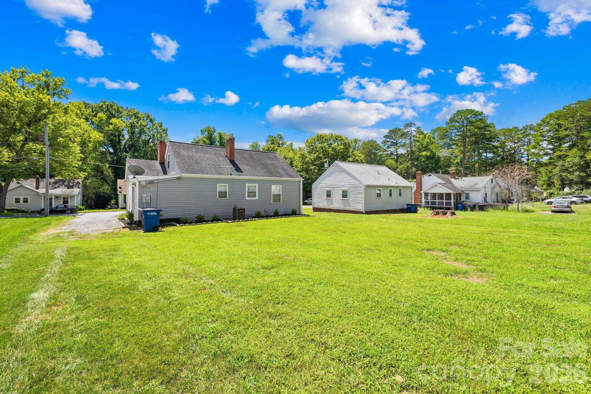 320 W Bingham Street