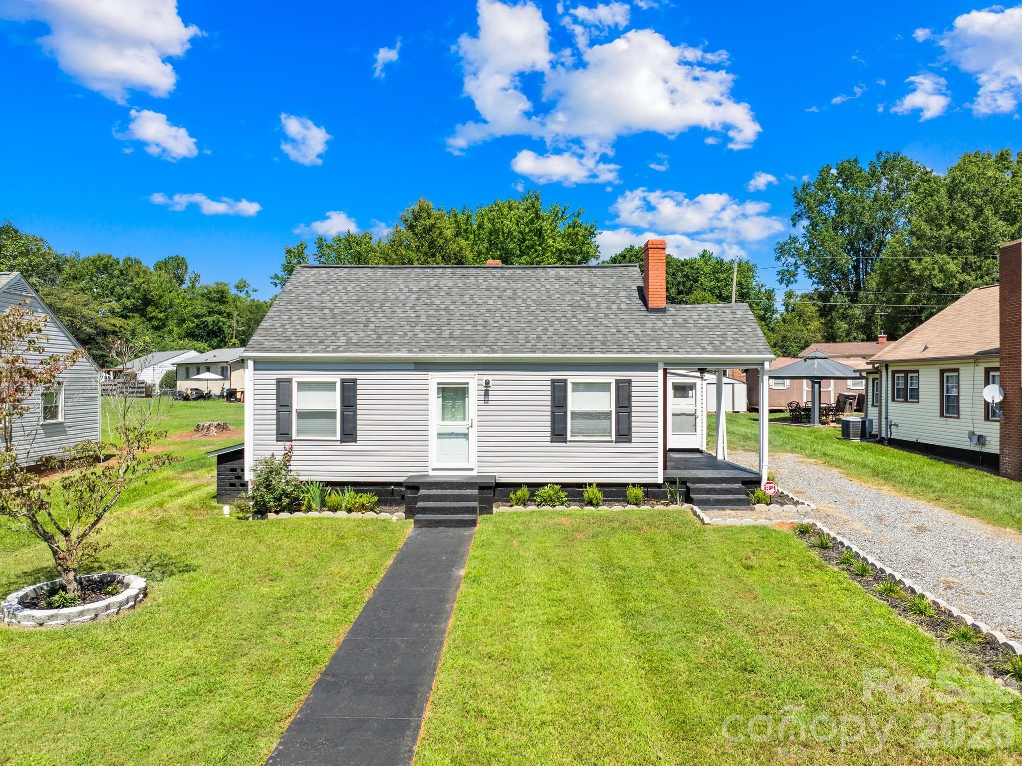 320 W Bingham Street