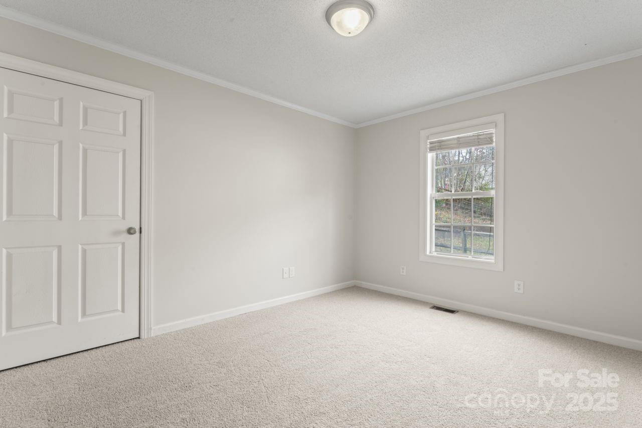 1130 Brigadoon Court