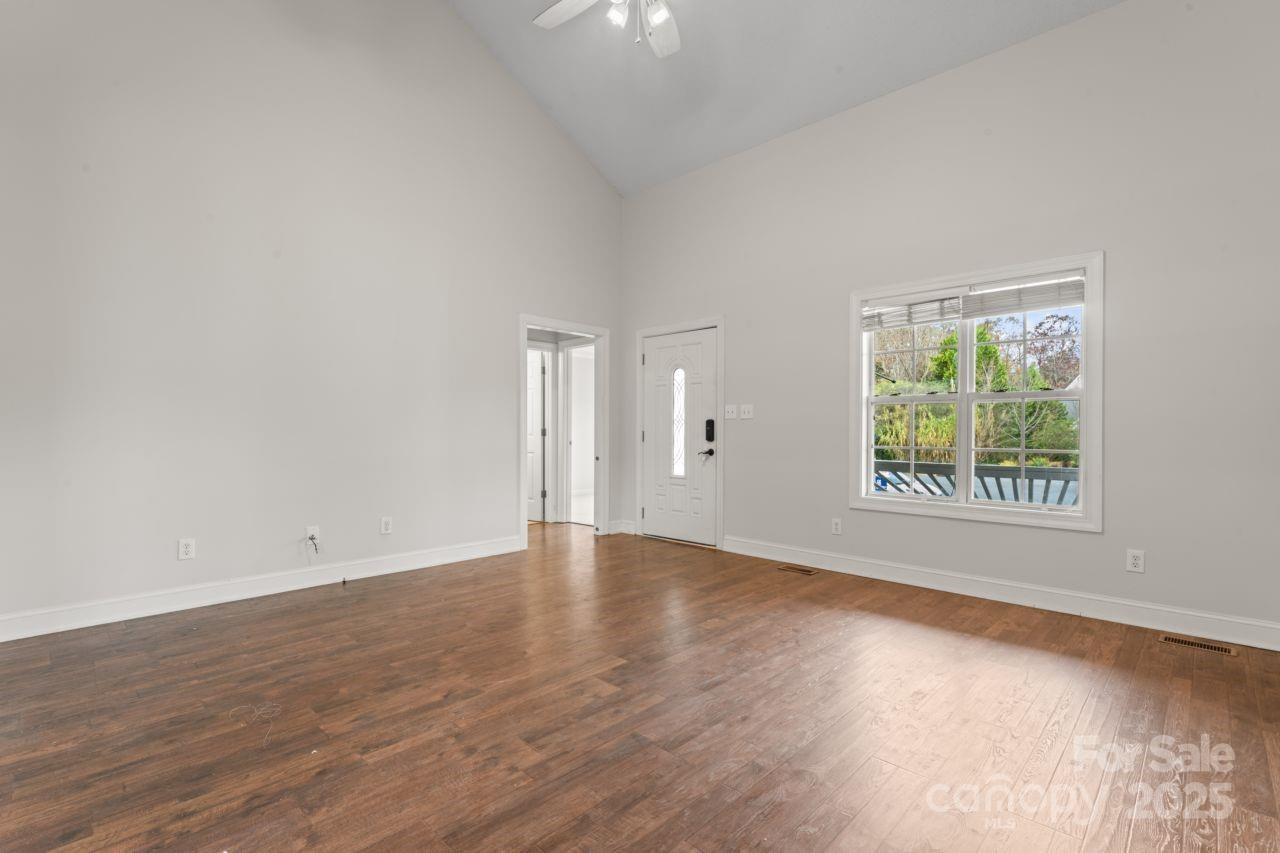 1130 Brigadoon Court