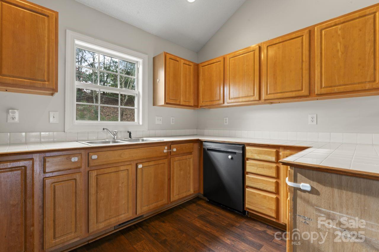 1130 Brigadoon Court