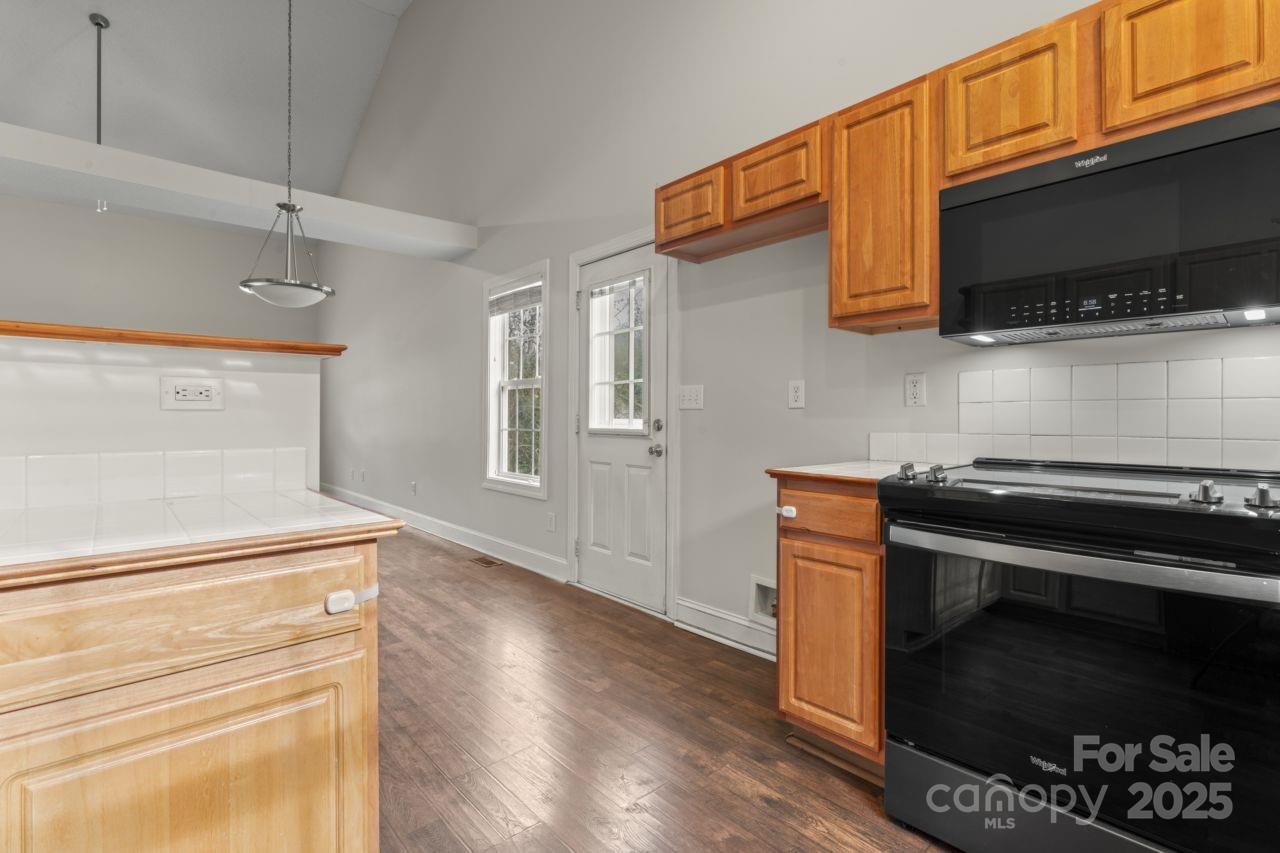 1130 Brigadoon Court