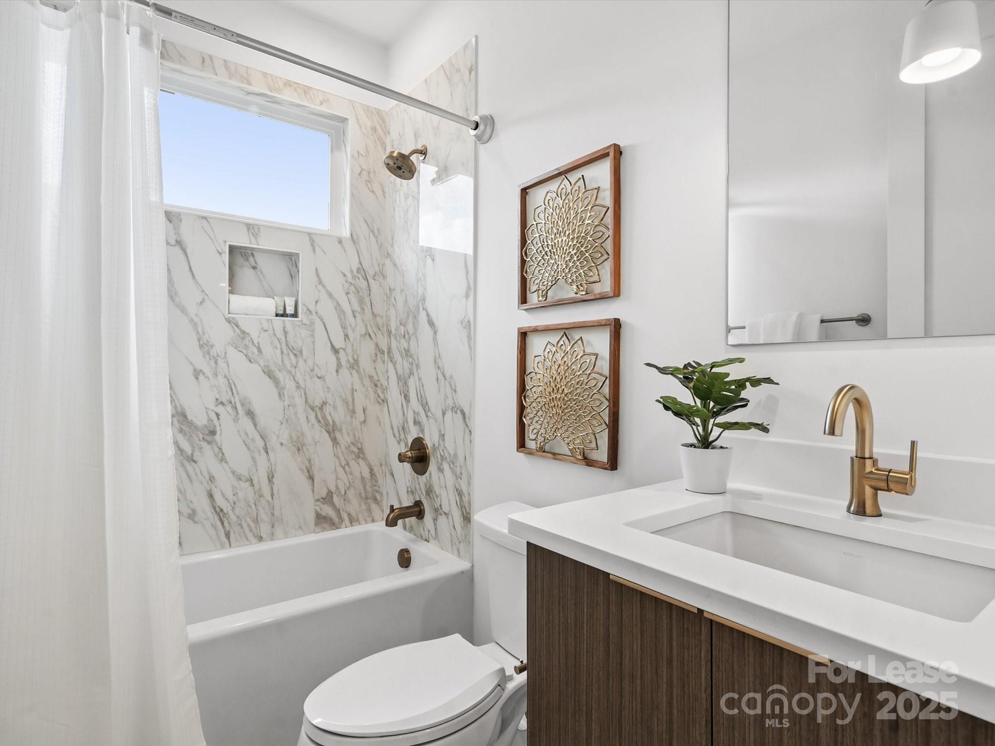 2653 Shenandoah Avenue