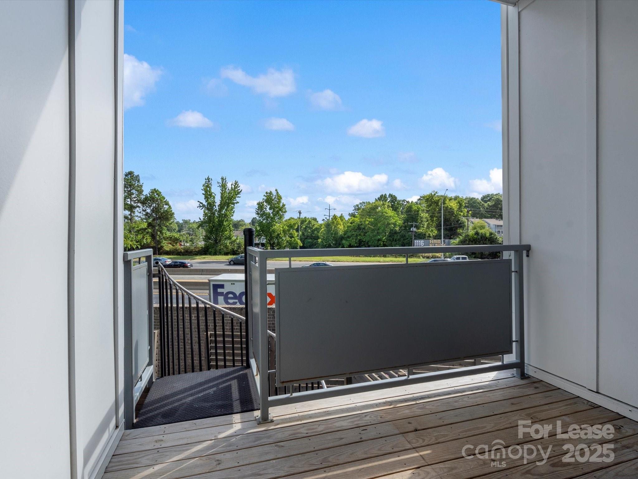 2653 Shenandoah Avenue