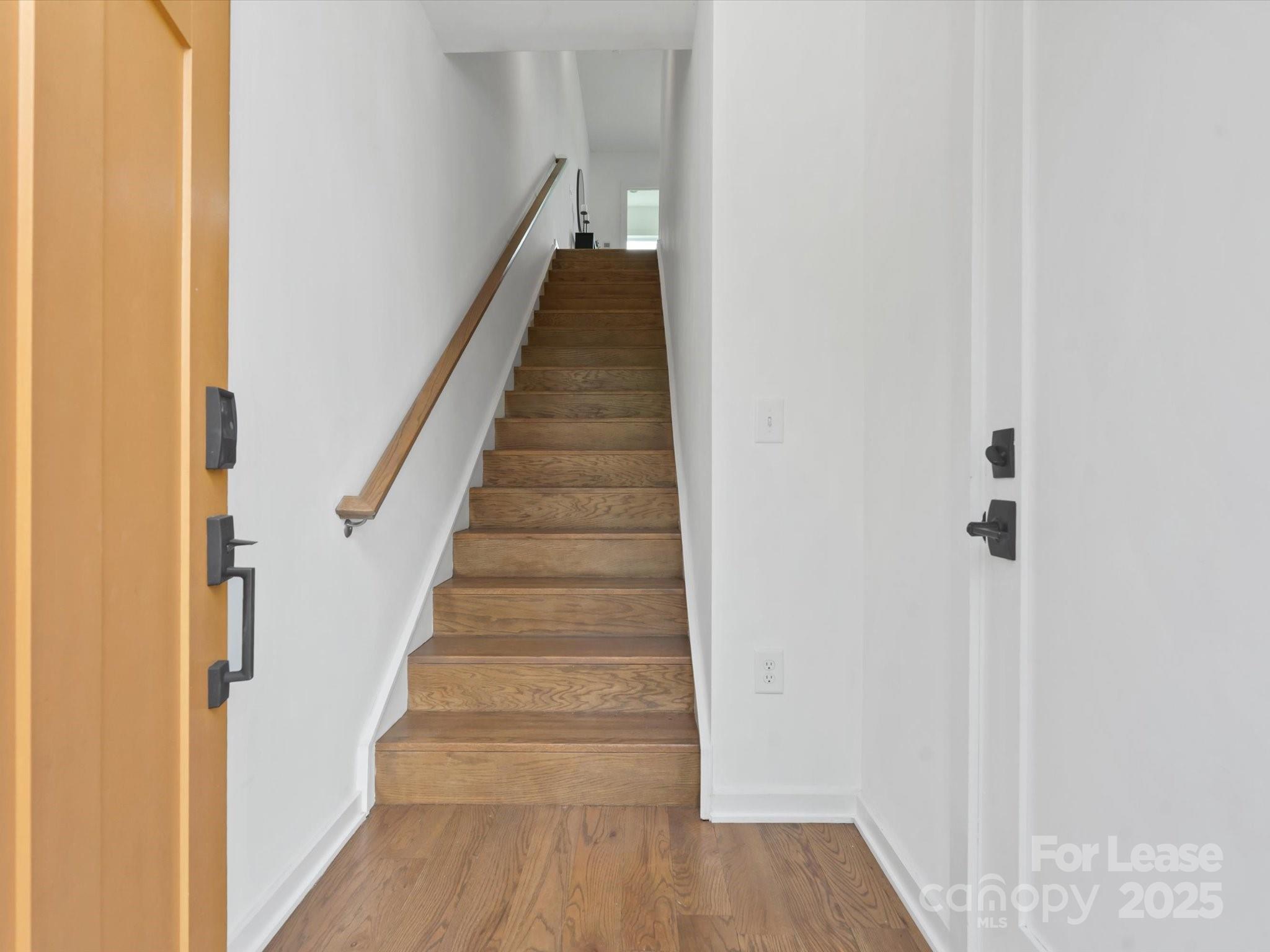 2653 Shenandoah Avenue