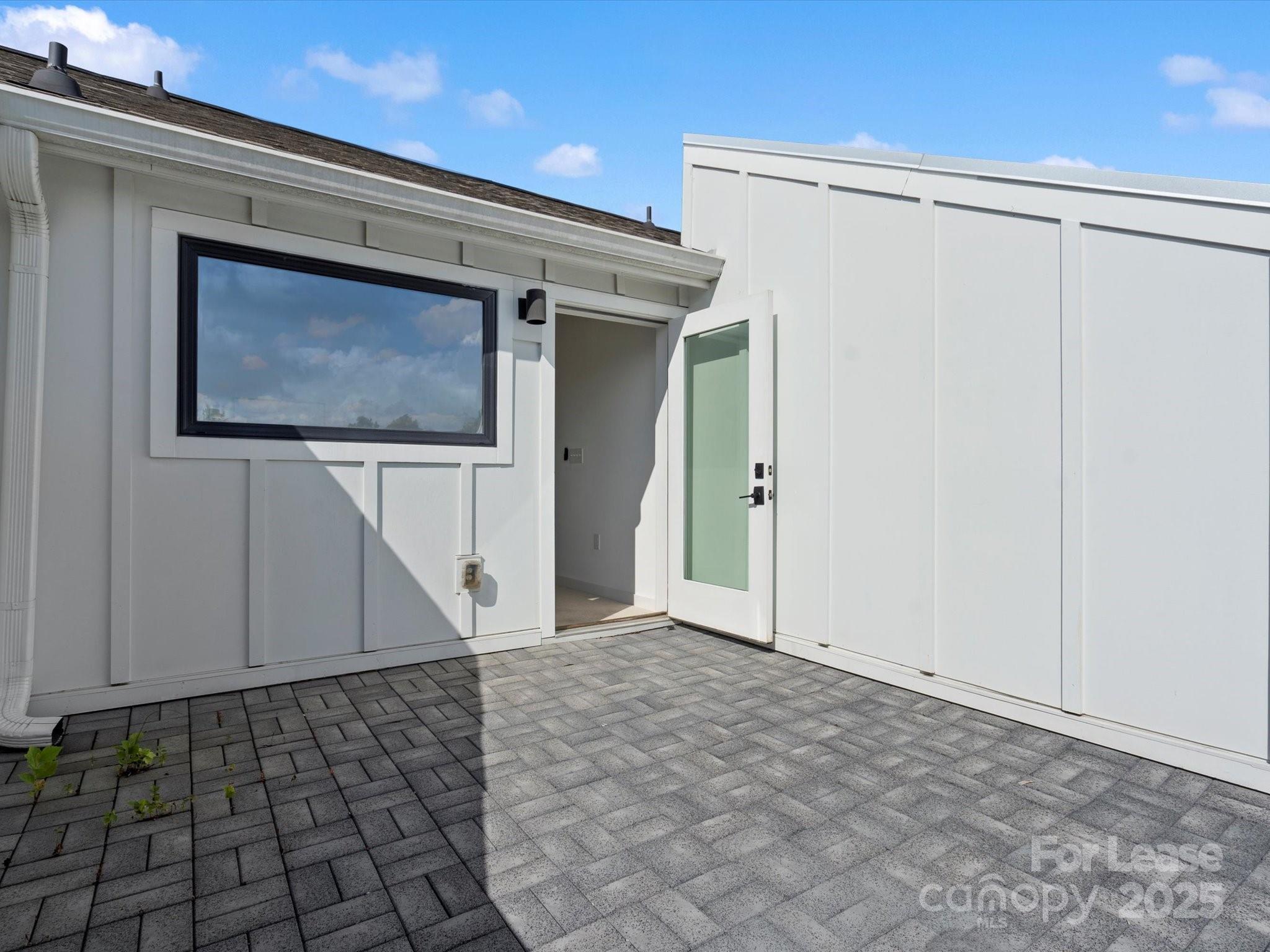 2653 Shenandoah Avenue