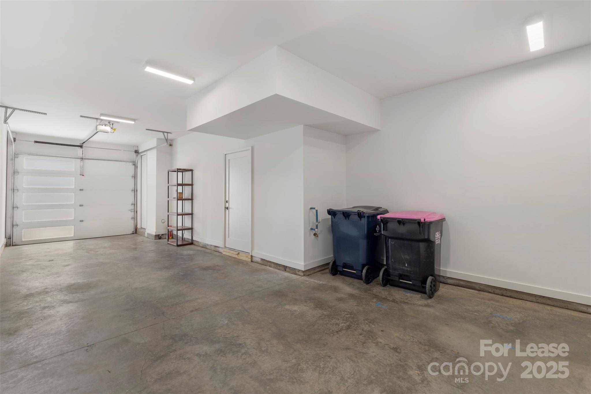 2653 Shenandoah Avenue