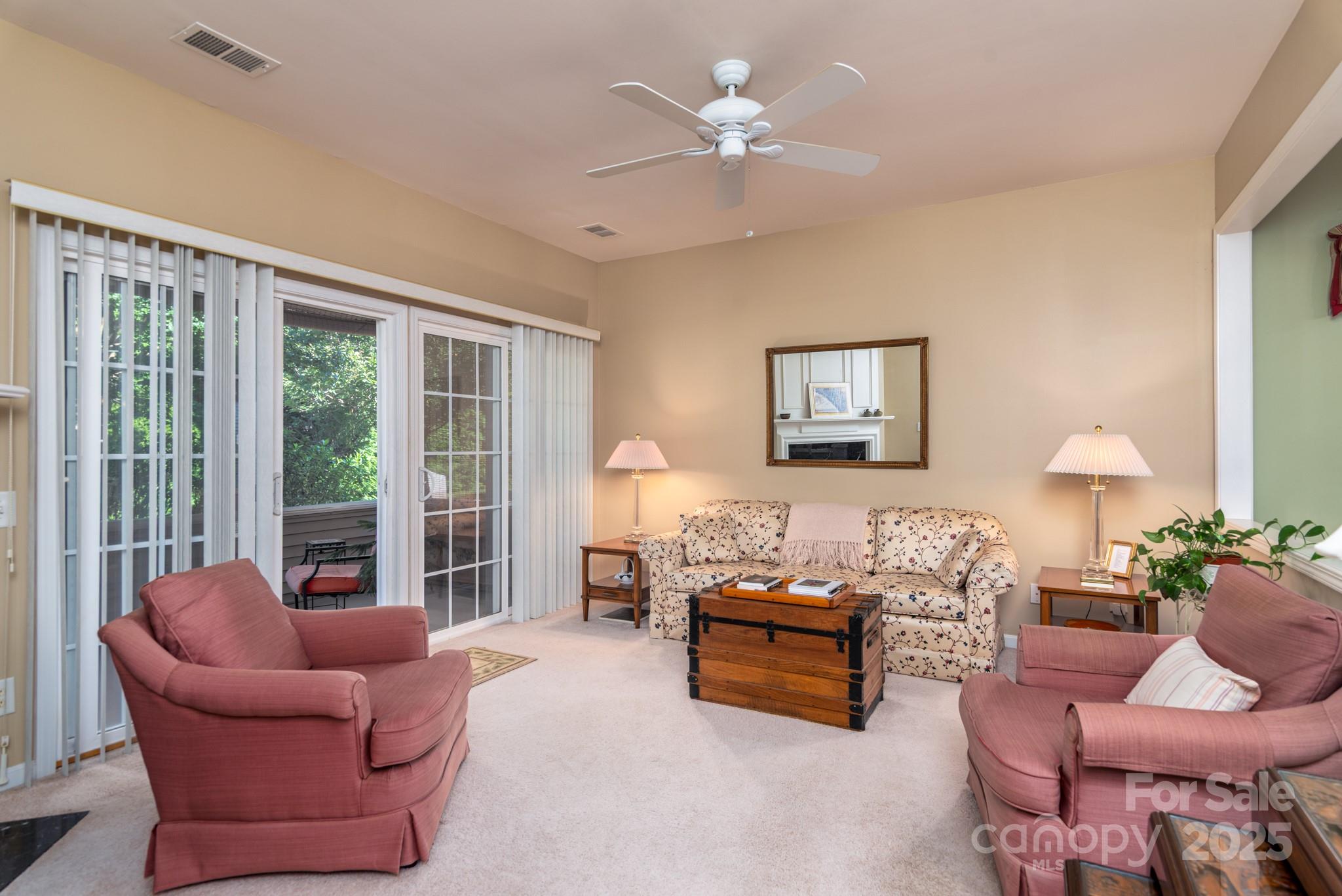 6423 Ridgeview Commons Drive