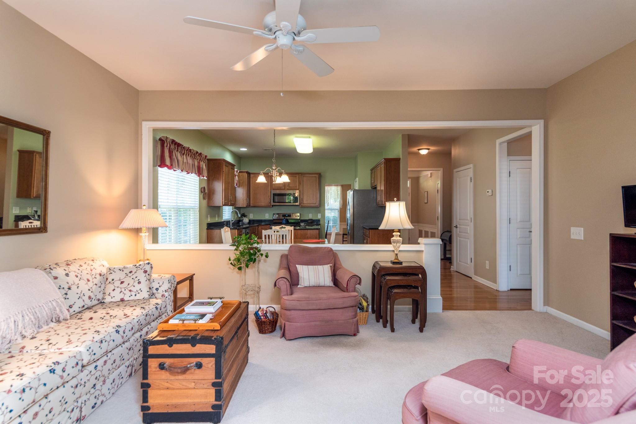 6423 Ridgeview Commons Drive