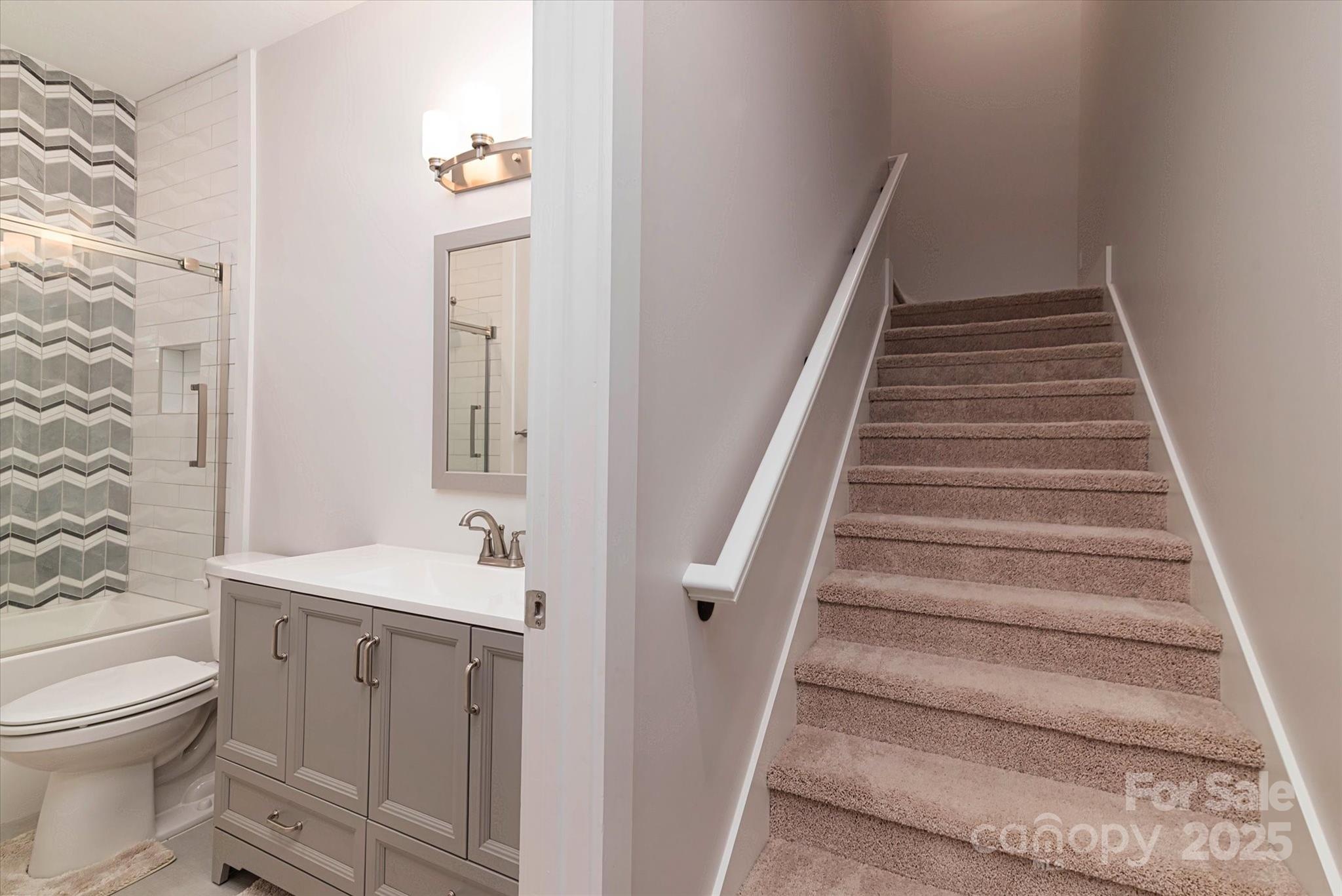 5345 Christopher Road