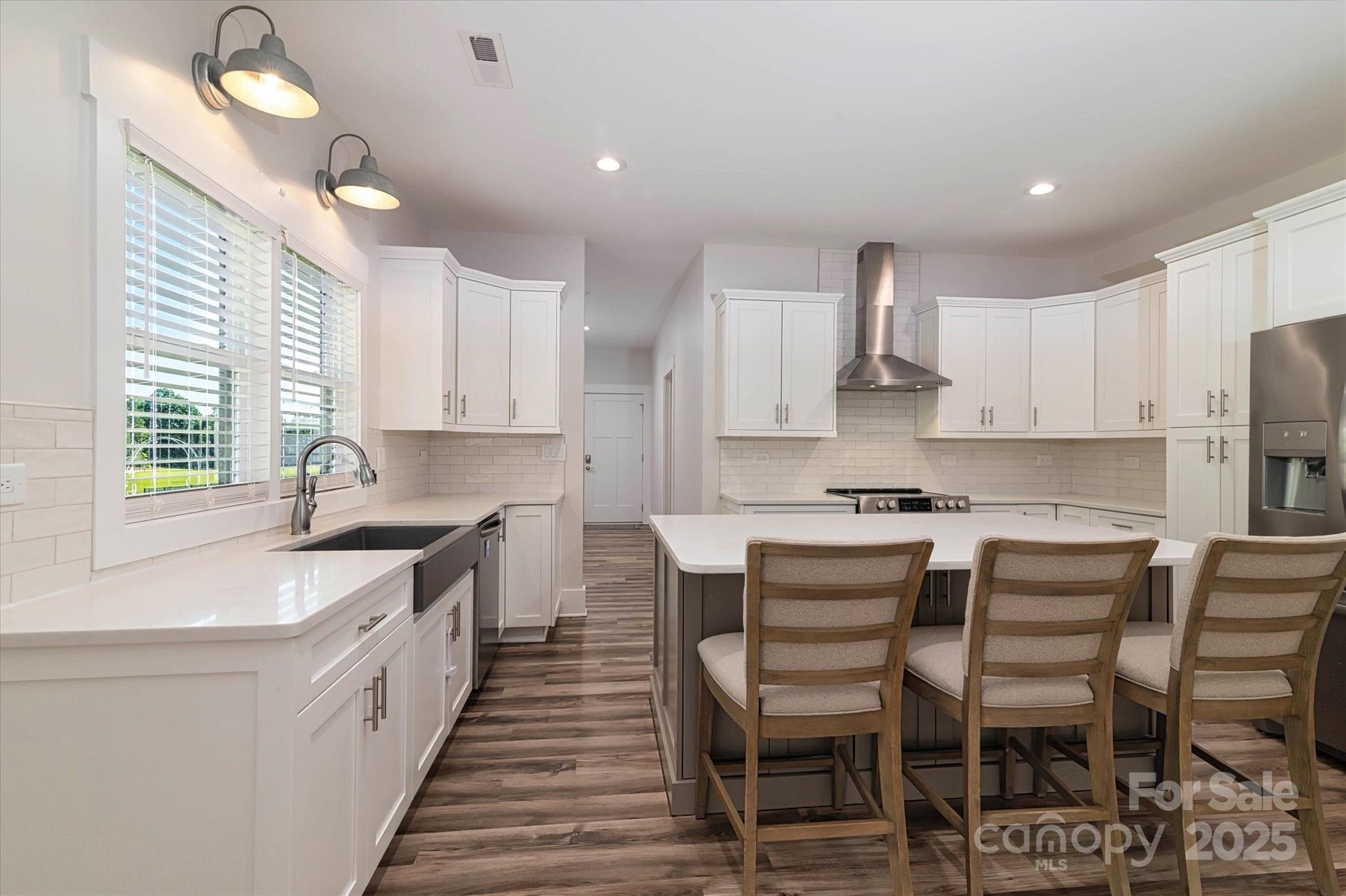 5345 Christopher Road