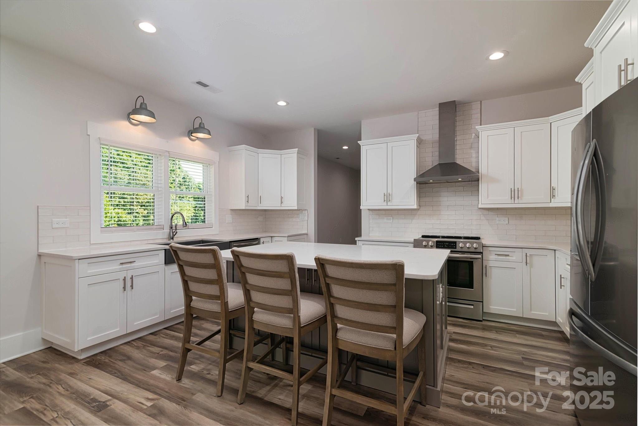 5345 Christopher Road