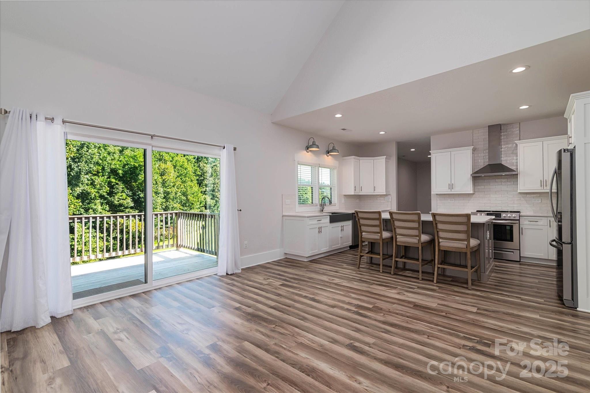 5345 Christopher Road