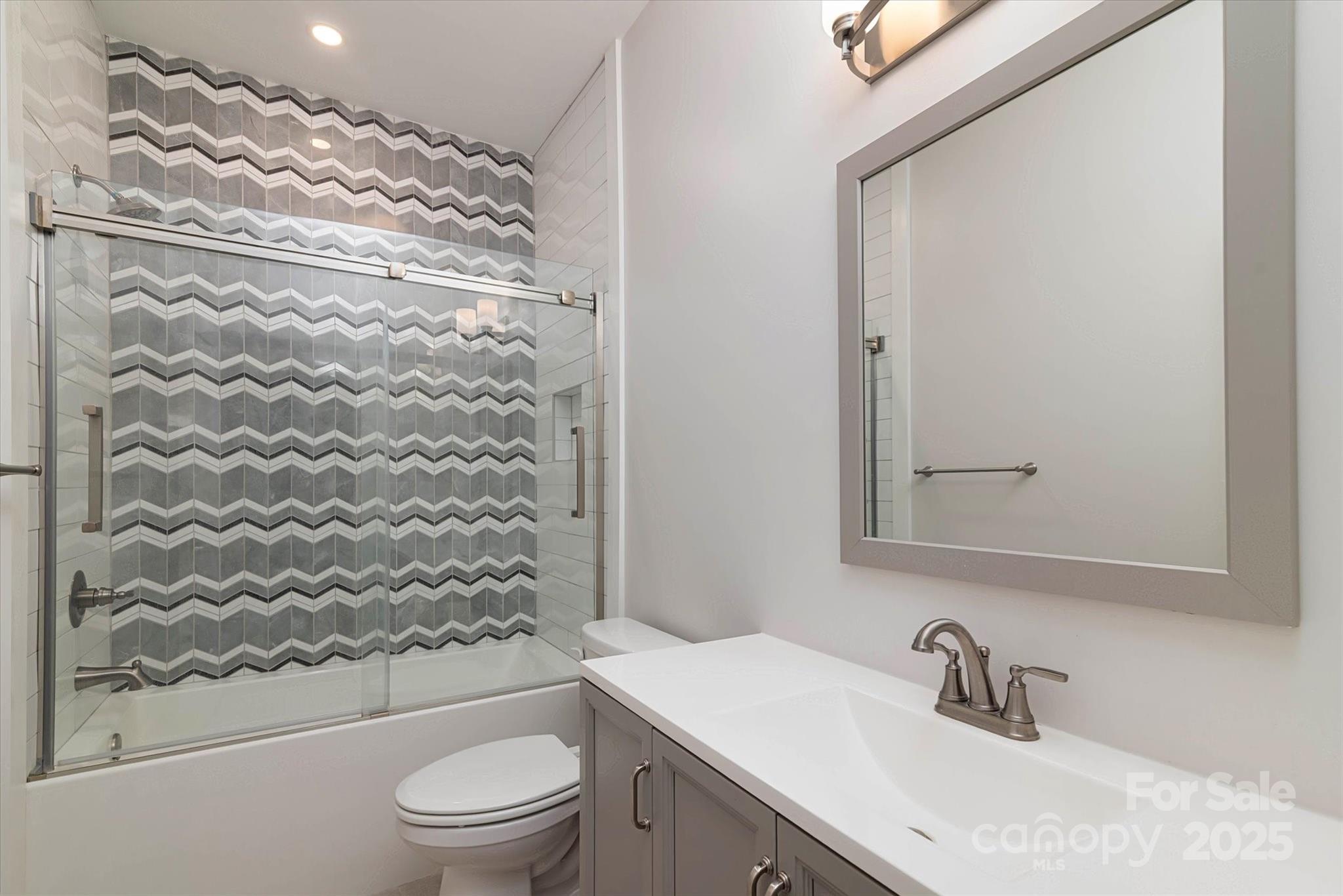 5345 Christopher Road