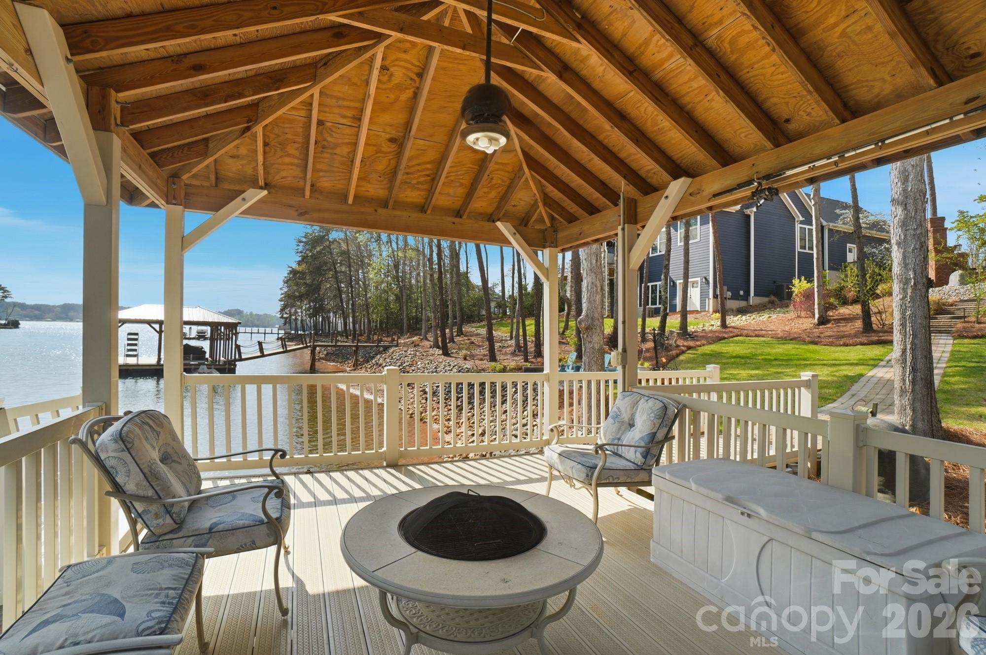 107 Nautilus Court