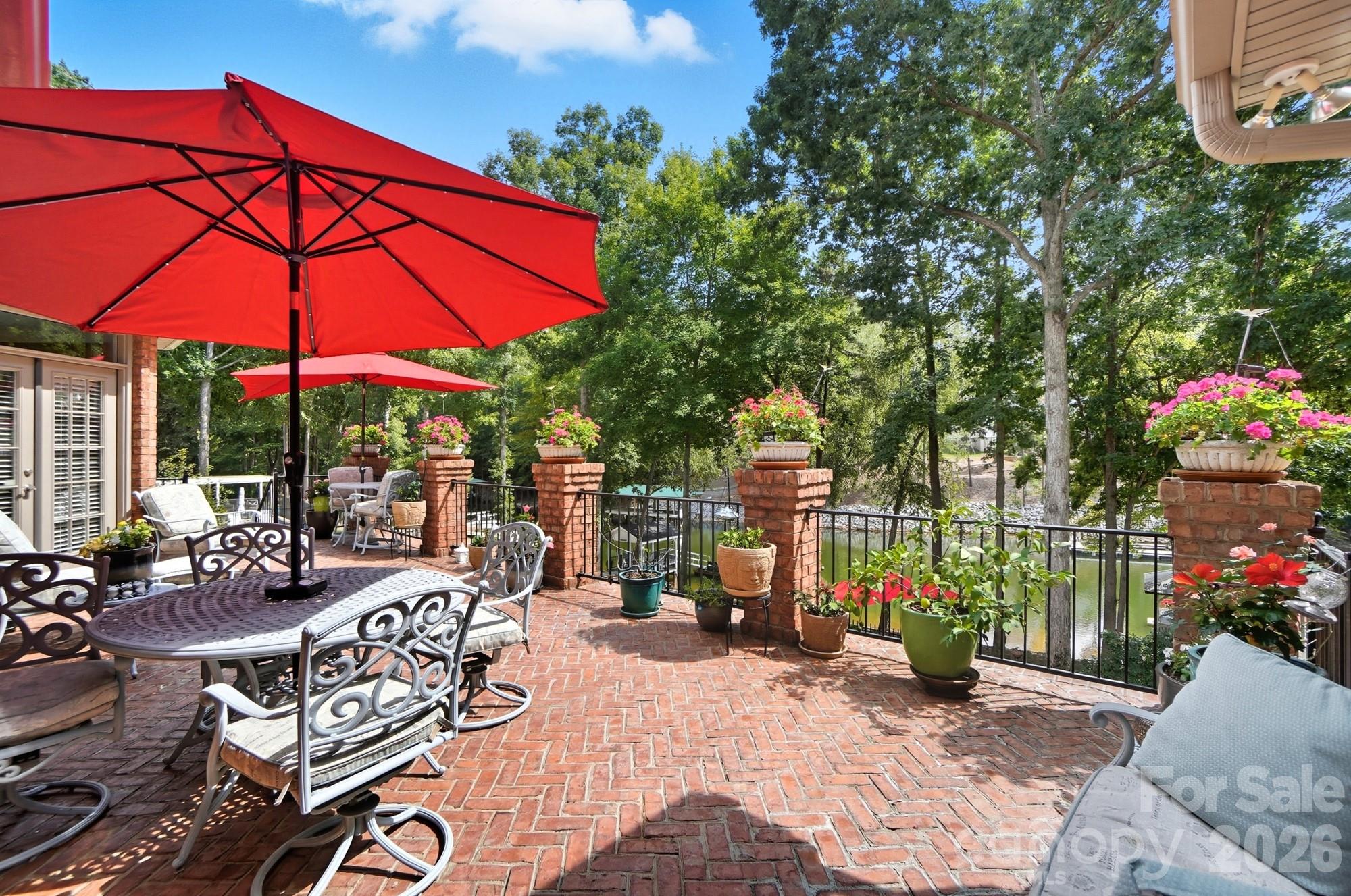 107 Nautilus Court