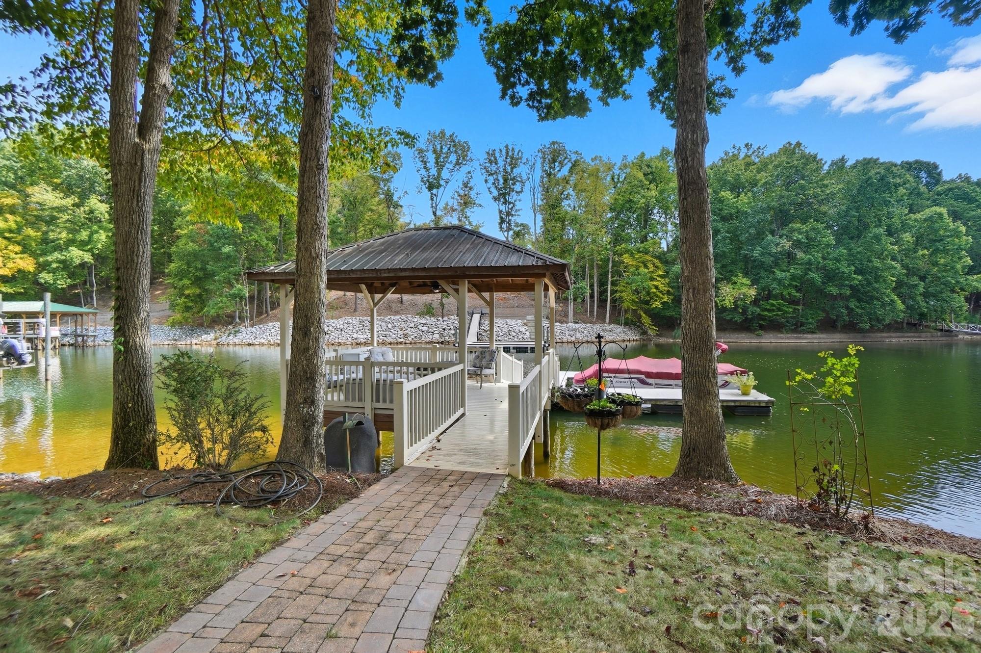 107 Nautilus Court