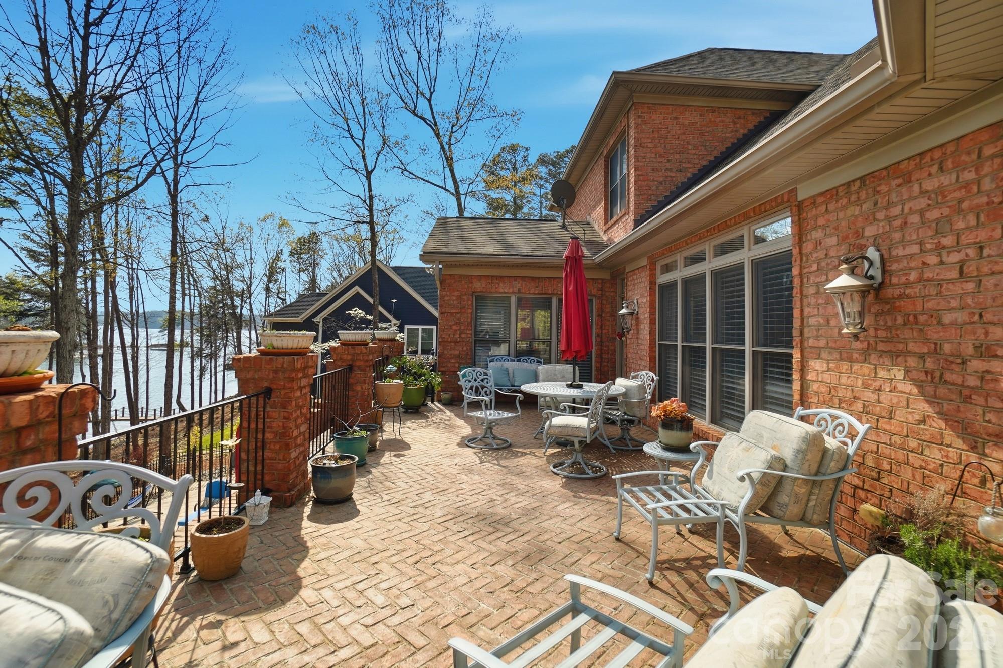 107 Nautilus Court