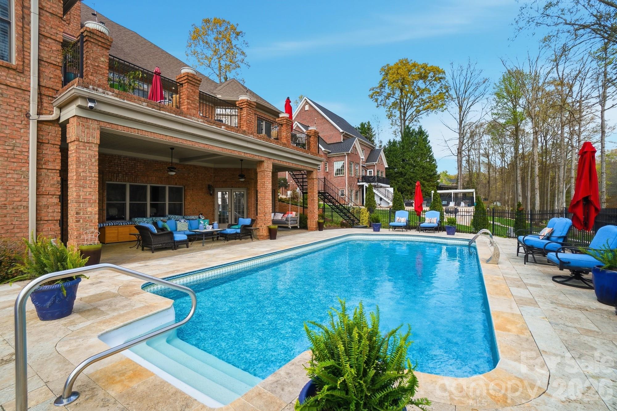 107 Nautilus Court