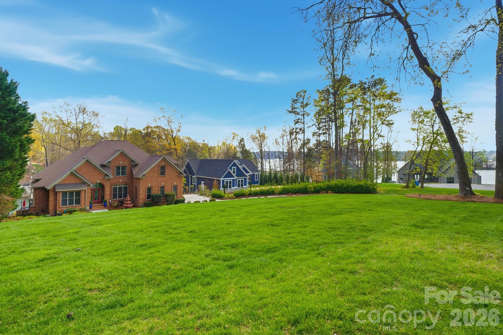 107 Nautilus Court