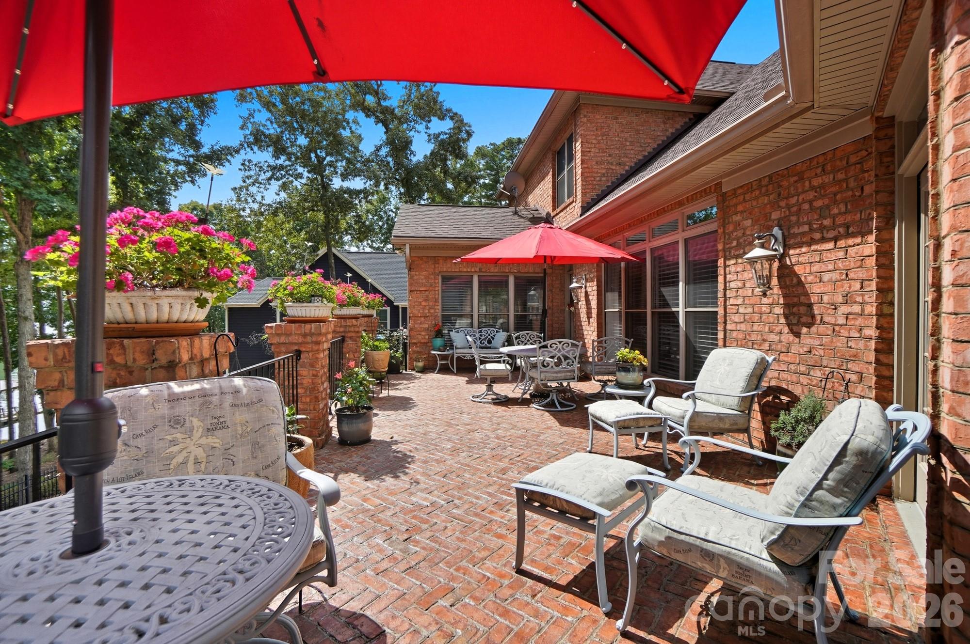107 Nautilus Court