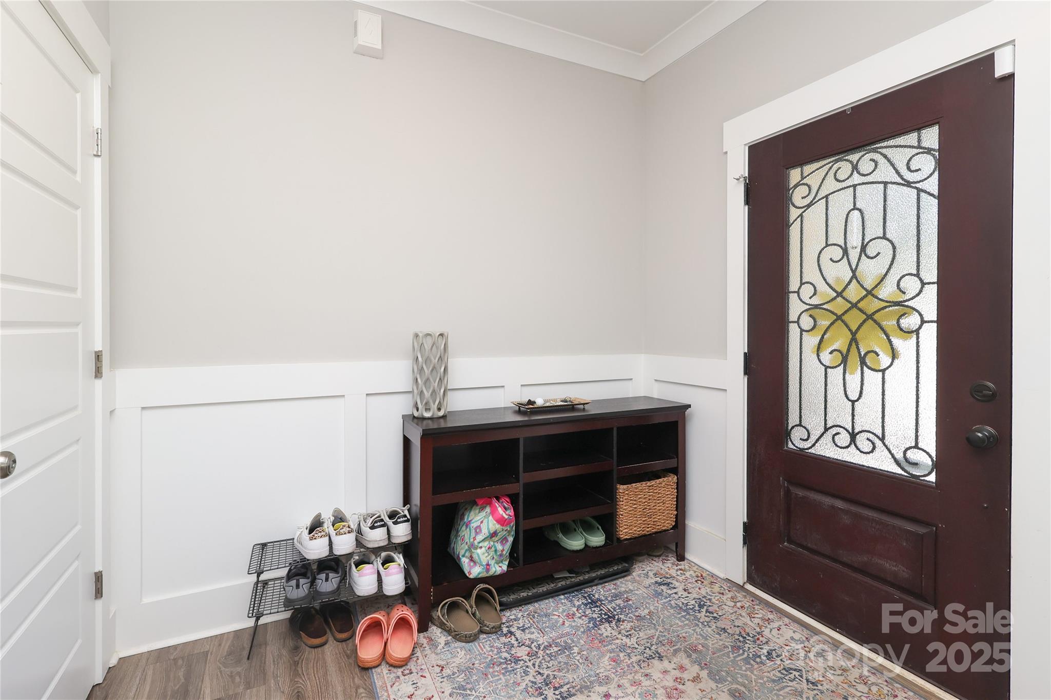 10105 Greenwood Court Unit: 27