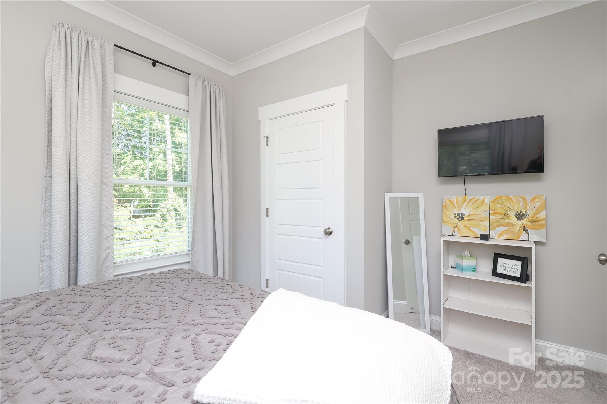 10105 Greenwood Court Unit: 27