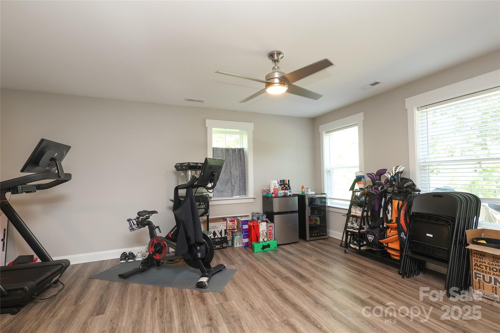 10105 Greenwood Court Unit: 27