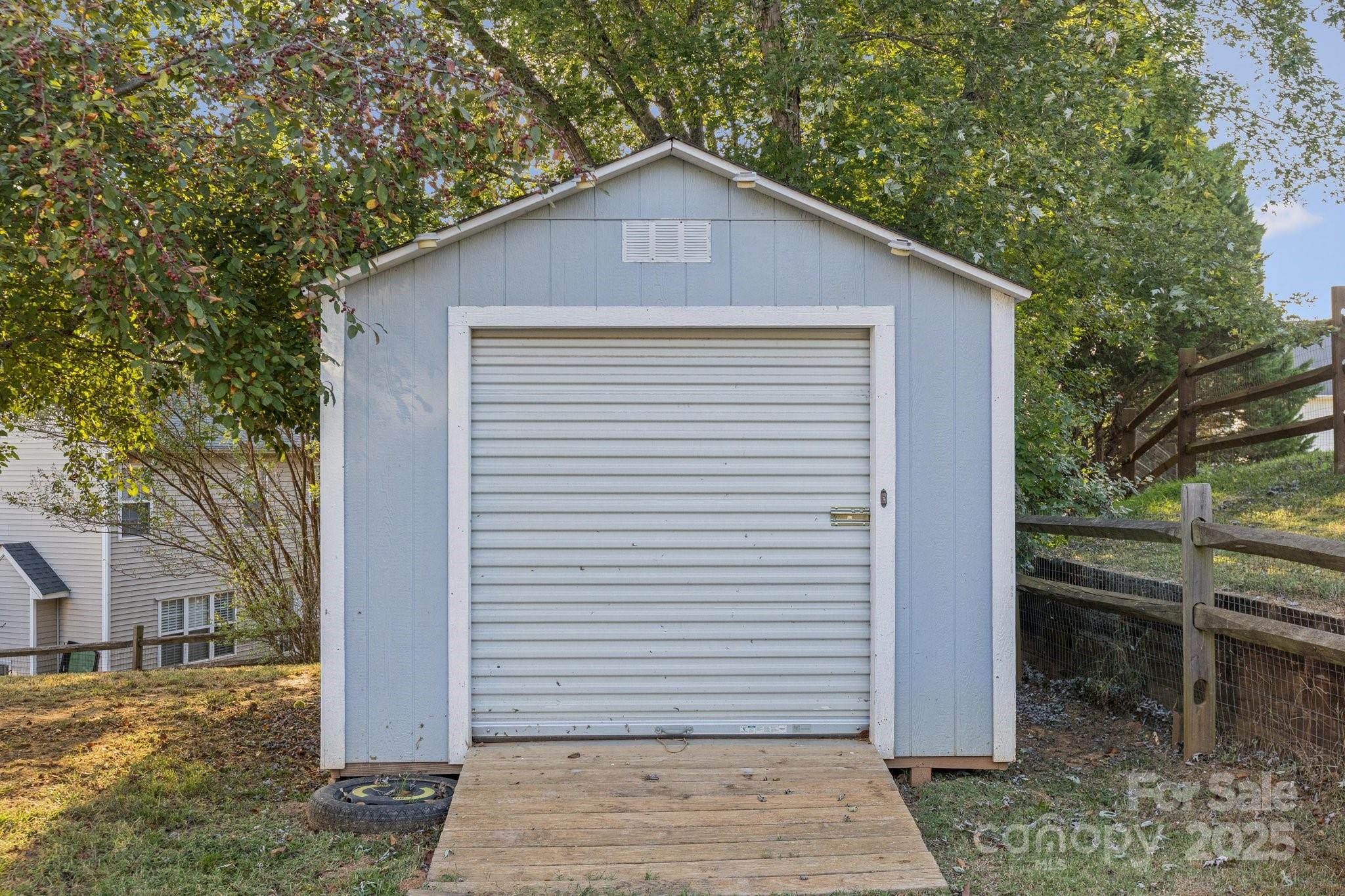 6922 Brandon Chase Lane