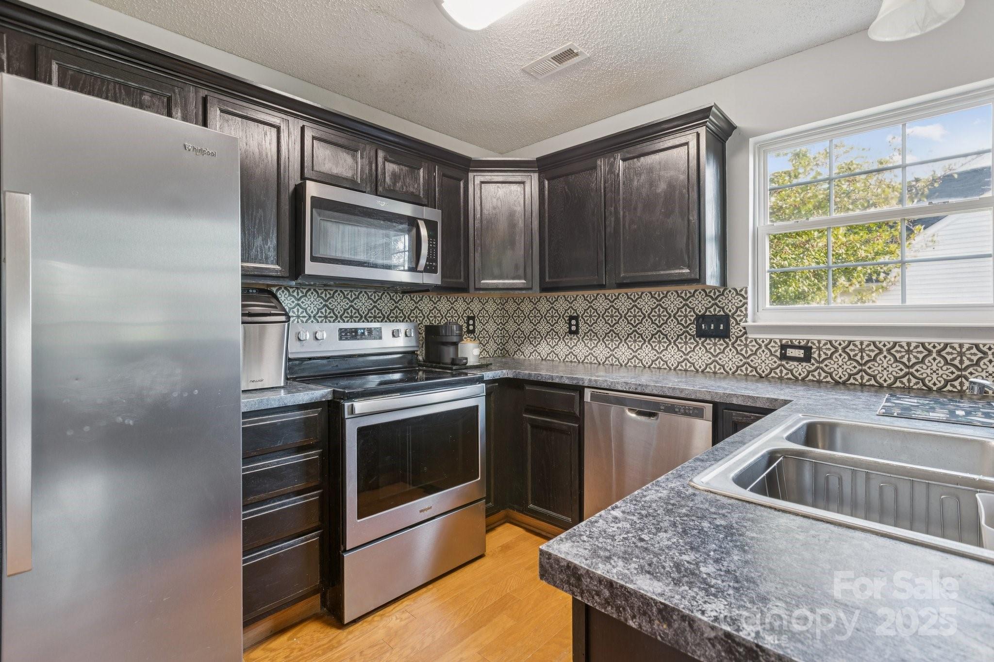 6922 Brandon Chase Lane