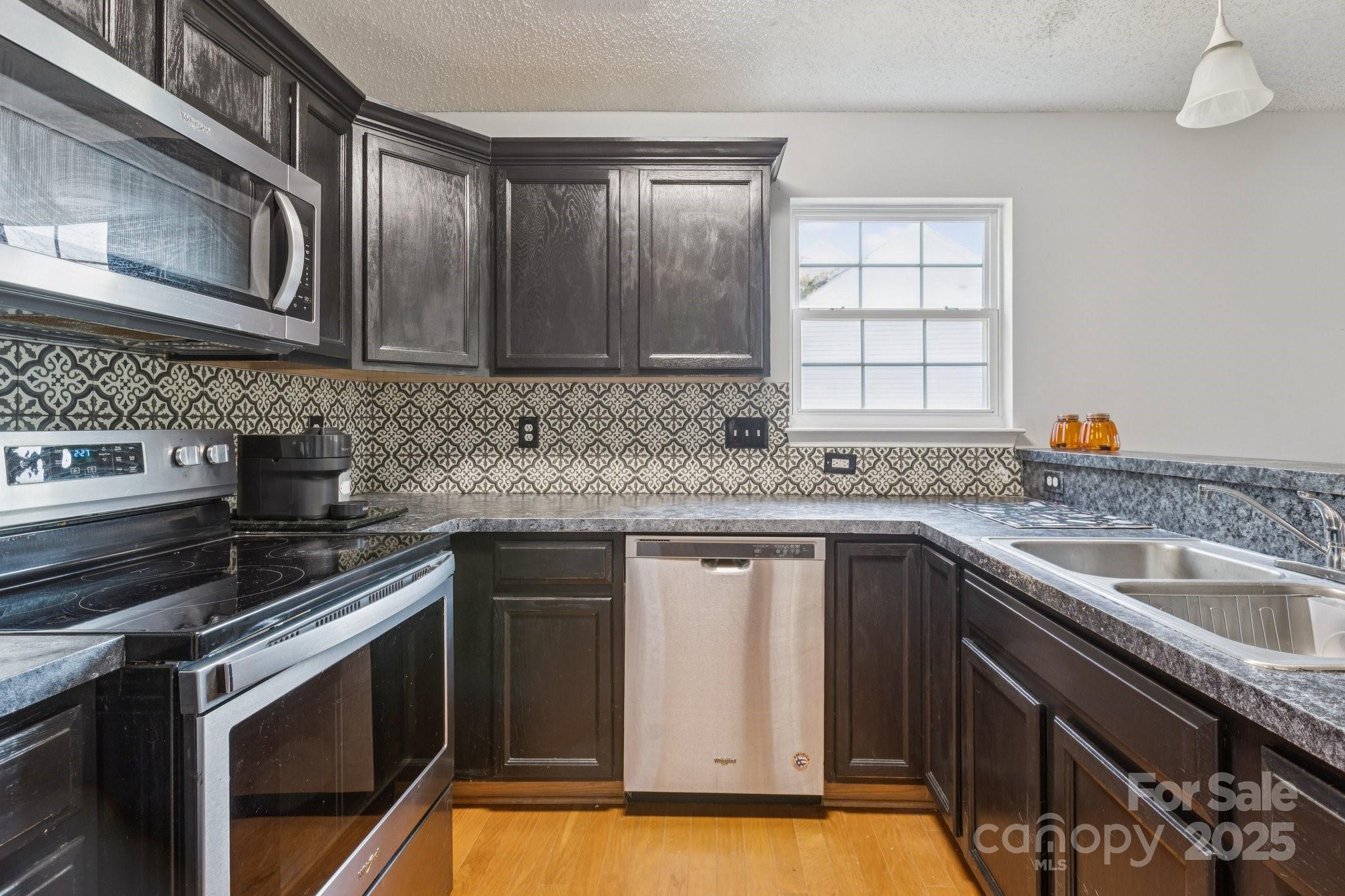 6922 Brandon Chase Lane